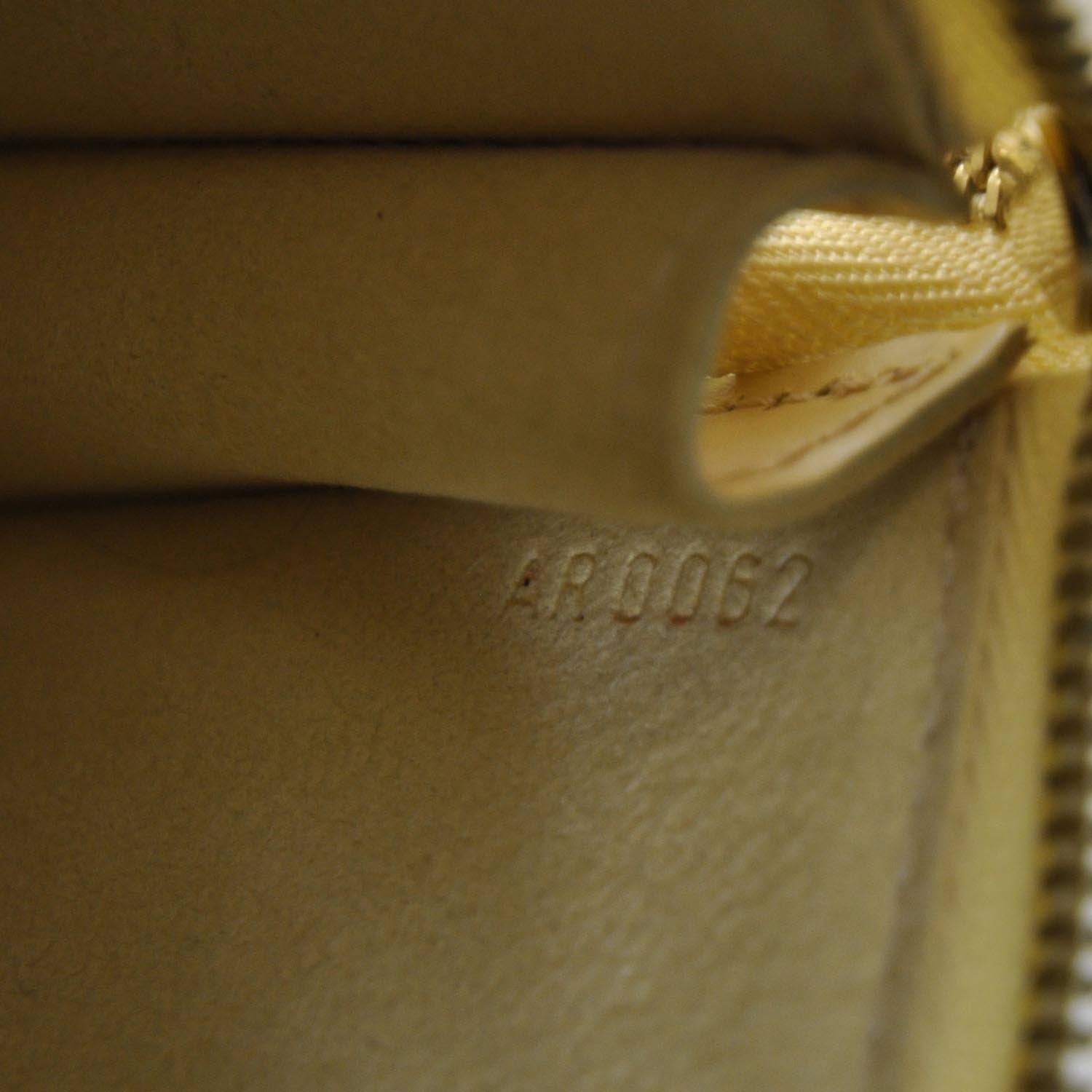Louis Vuitton Epi Pochette Accessories Bag Vanilla 8 of 9