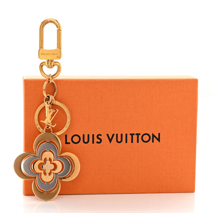 Louis Vuitton Bag Charm Key Holder Gold 4 of 4