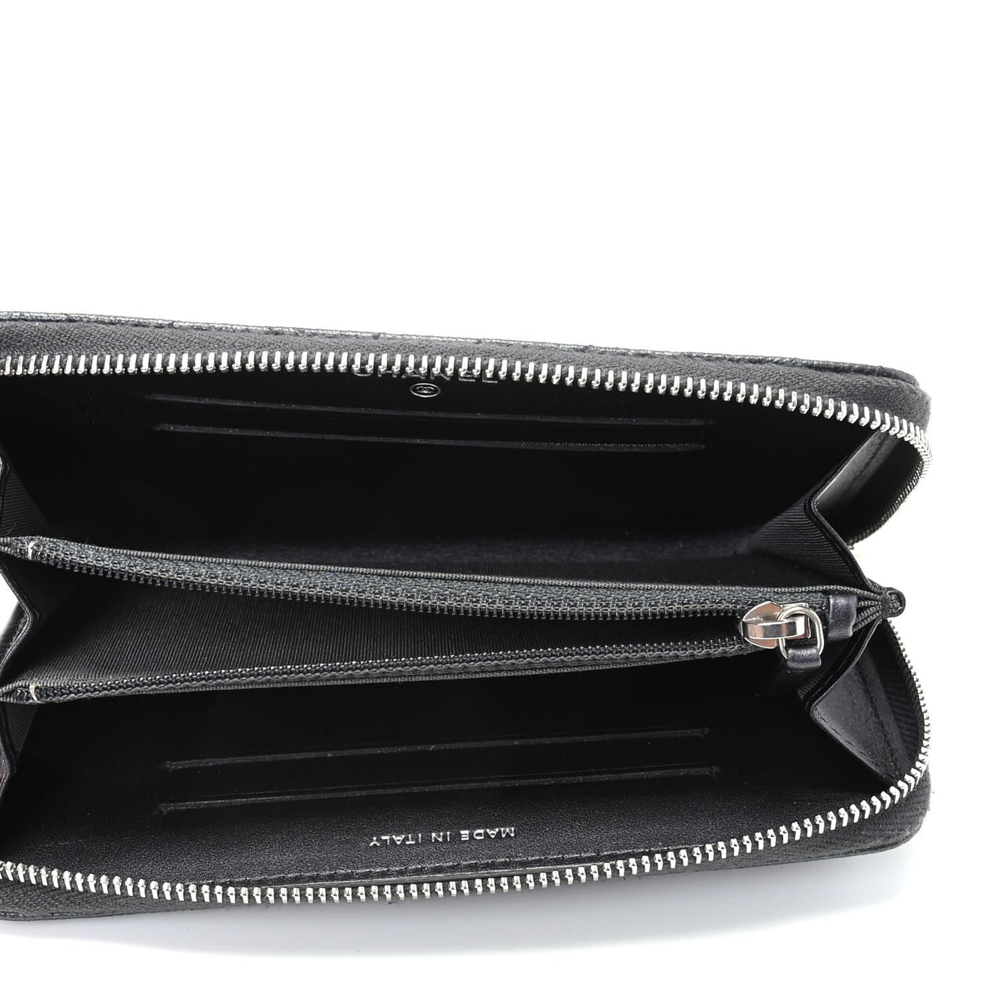 Metallic Caviar Quilted Medium Maxi CC Zip Around Wallet Black