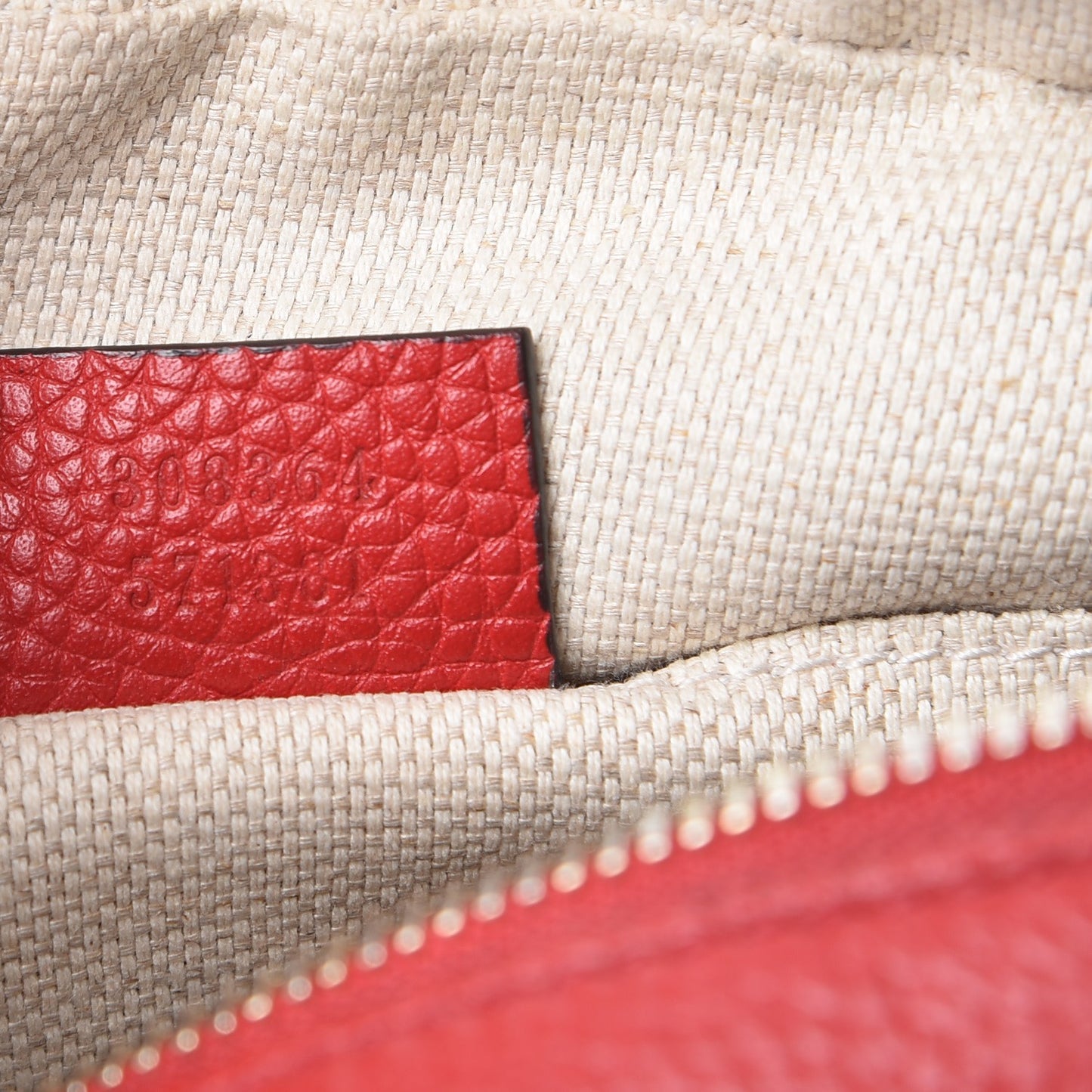 Pebbled Calfskin Small Soho Disco Bag Tabasco Red