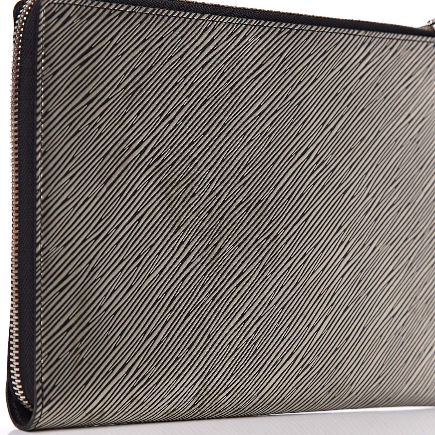 Louis Vuitton Epi Essential V Pochette Platine 9 of 10