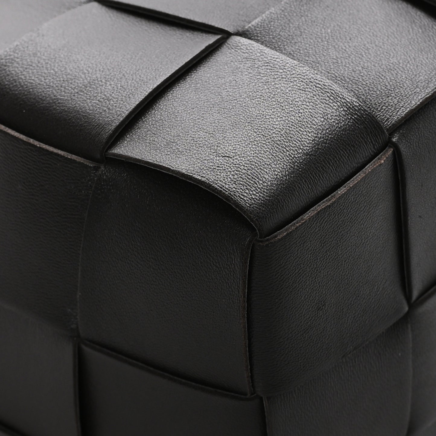 BOTTEGA VENETA Nappa Maxi Intrecciato Cassette Bucket Bag Fondant