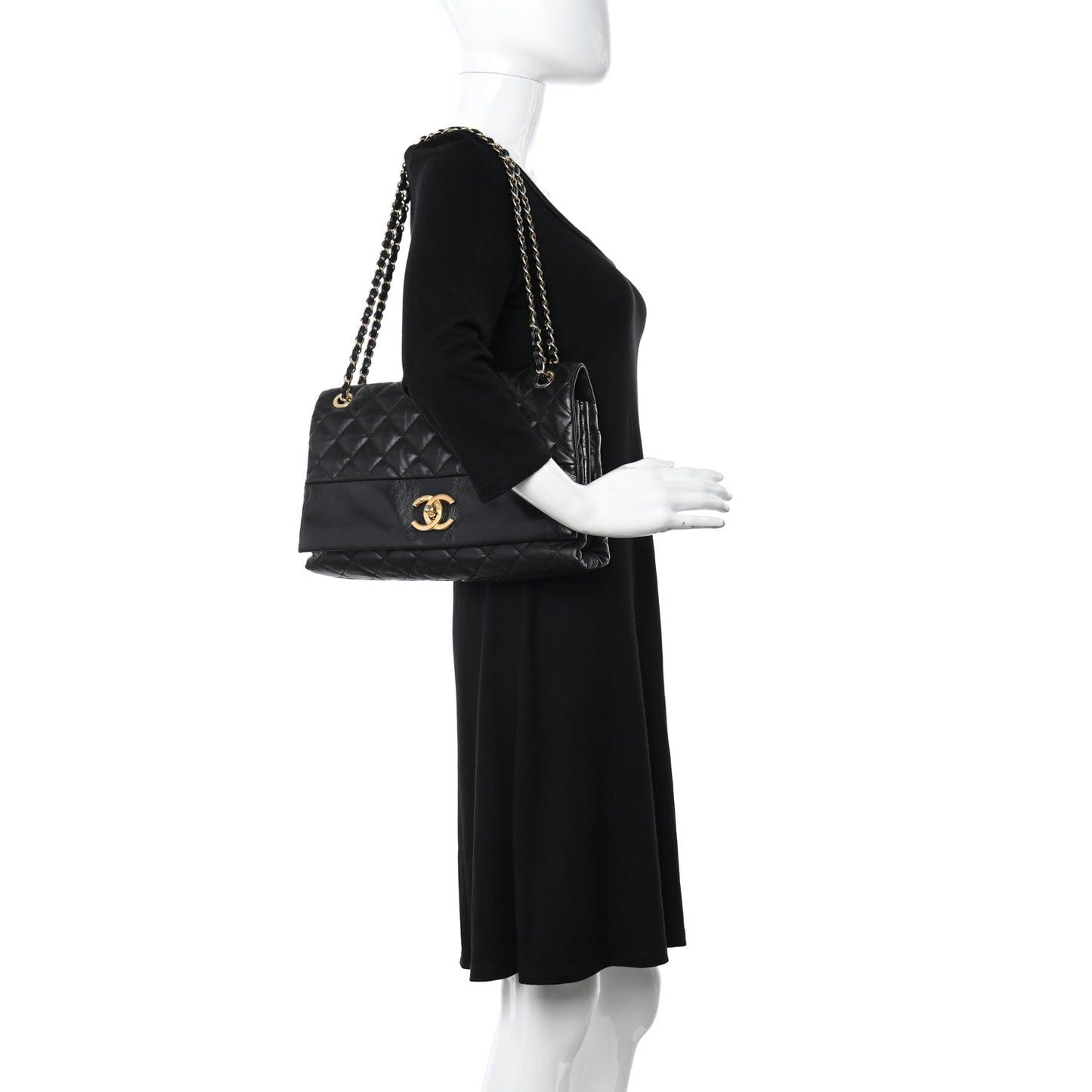 Calfskin Quilted Jumbo Soft Elegance Flap Black