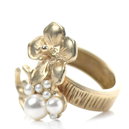 Chanel Pearl CC Ring 52 6 Gold 3 of 5
