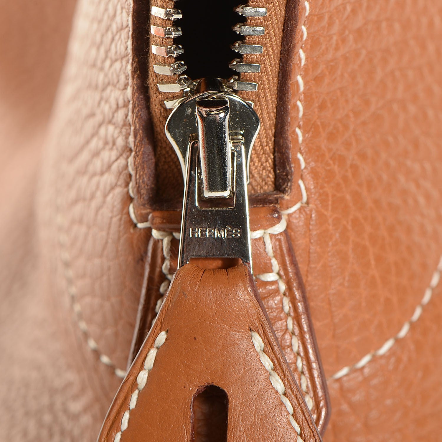 Hermes Taurillon Clemence Bolide 35 Gold 16 of 23