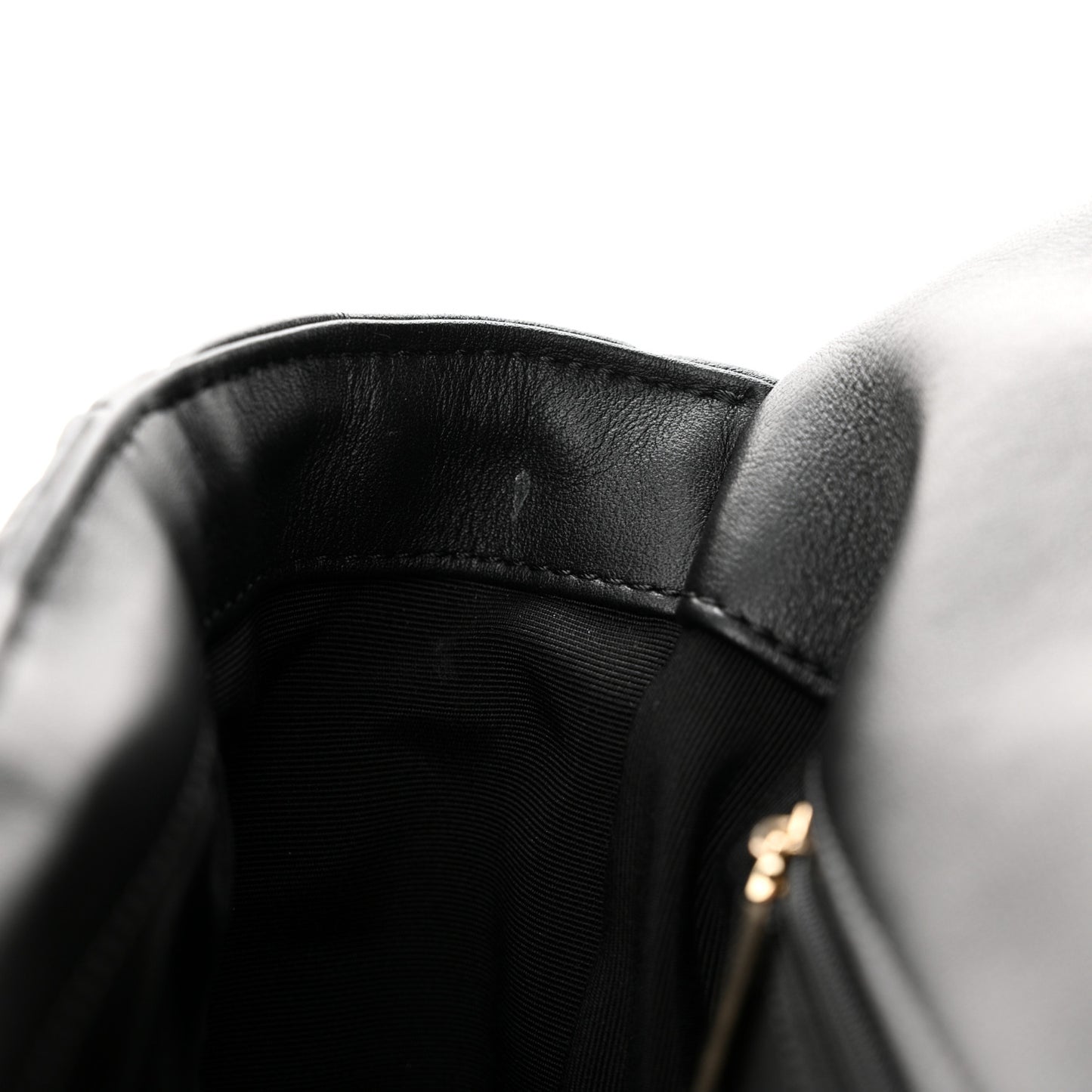 Calfskin Quilted Large Bubbly Flap Black