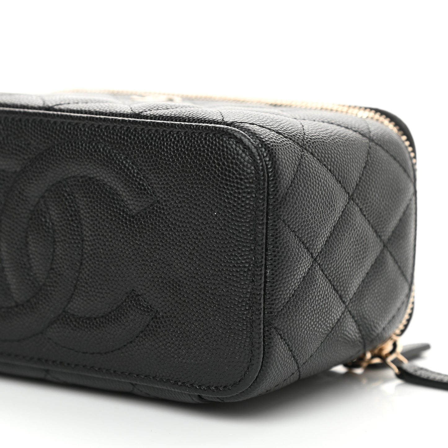 Caviar Quilted Small Vanity Case With Chain Black