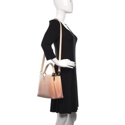 Louis Vuitton Taurillon Gradient Capucines PM Cloudy Creme 3 of 10