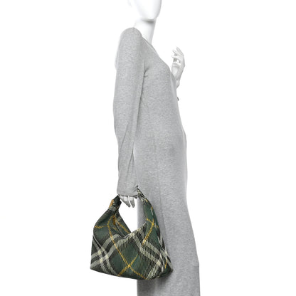 Burberry Canvas Peg Medium Duffle Bag Ivy 2 of 11