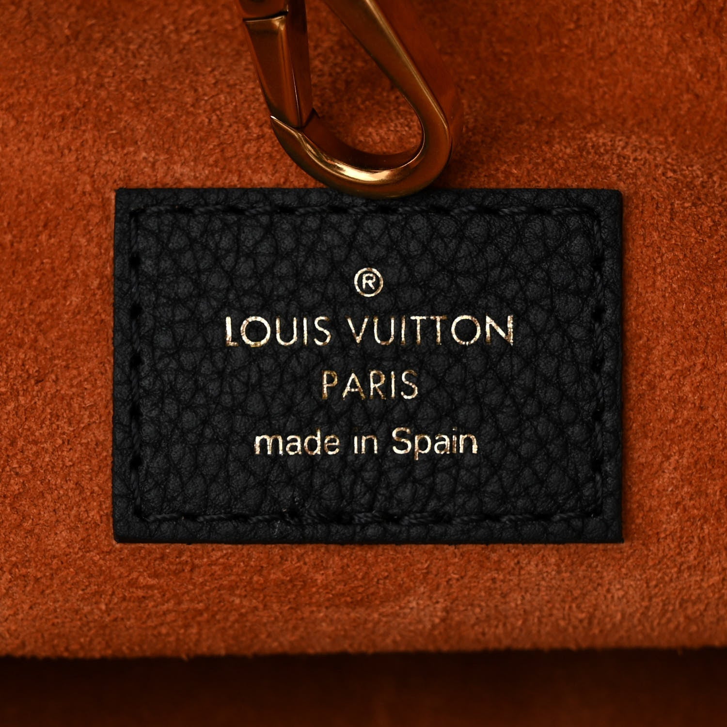 Louis Vuitton Grained Calfskin Low Key Hobo MM Black 7 of 10