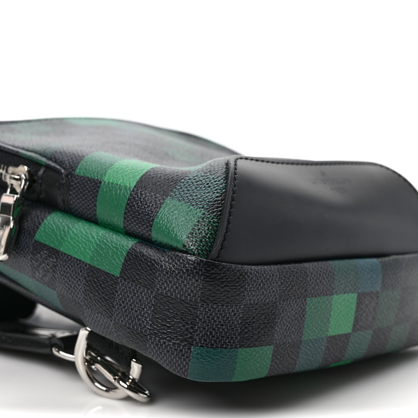 Damier Graphite Pixel Avenue Sling Backpack Vert