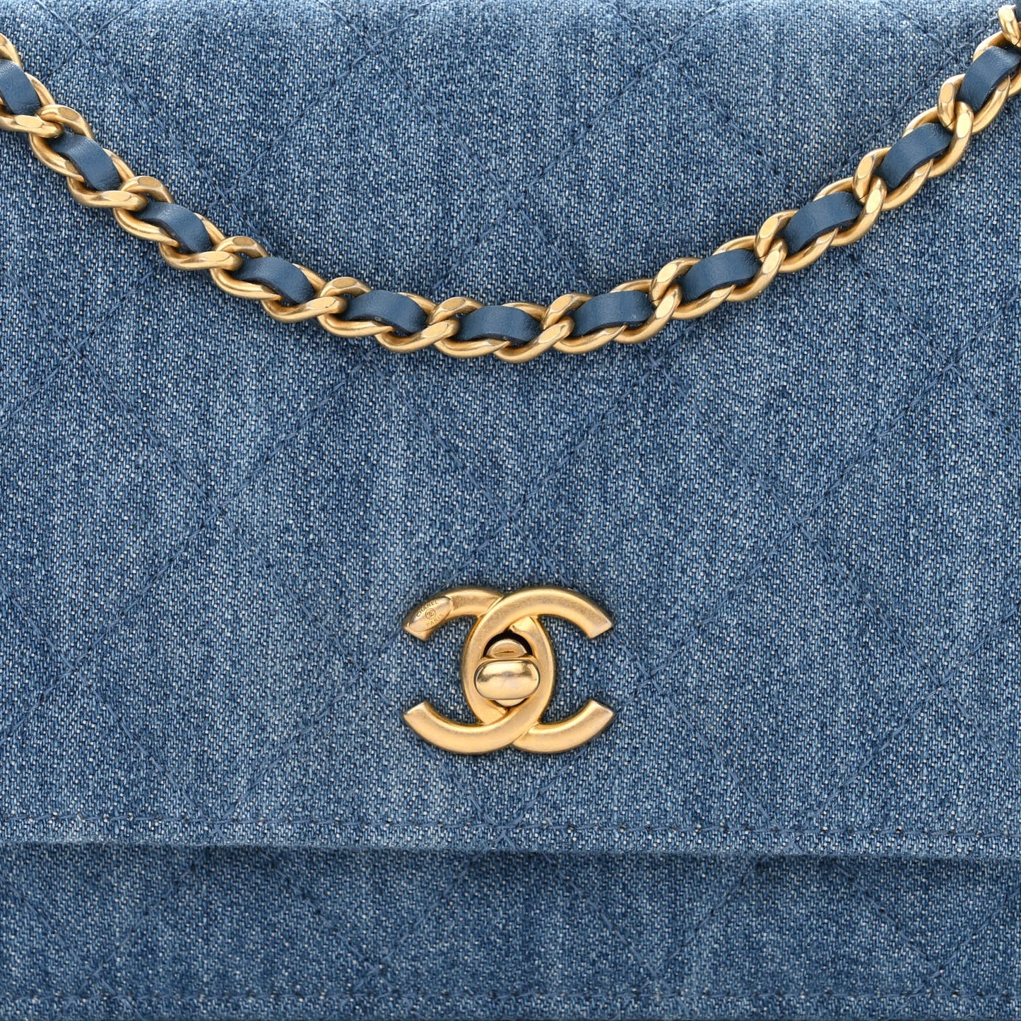 Denim Quilted CC Pearl Crush Wallet On Chain WOC Blue
