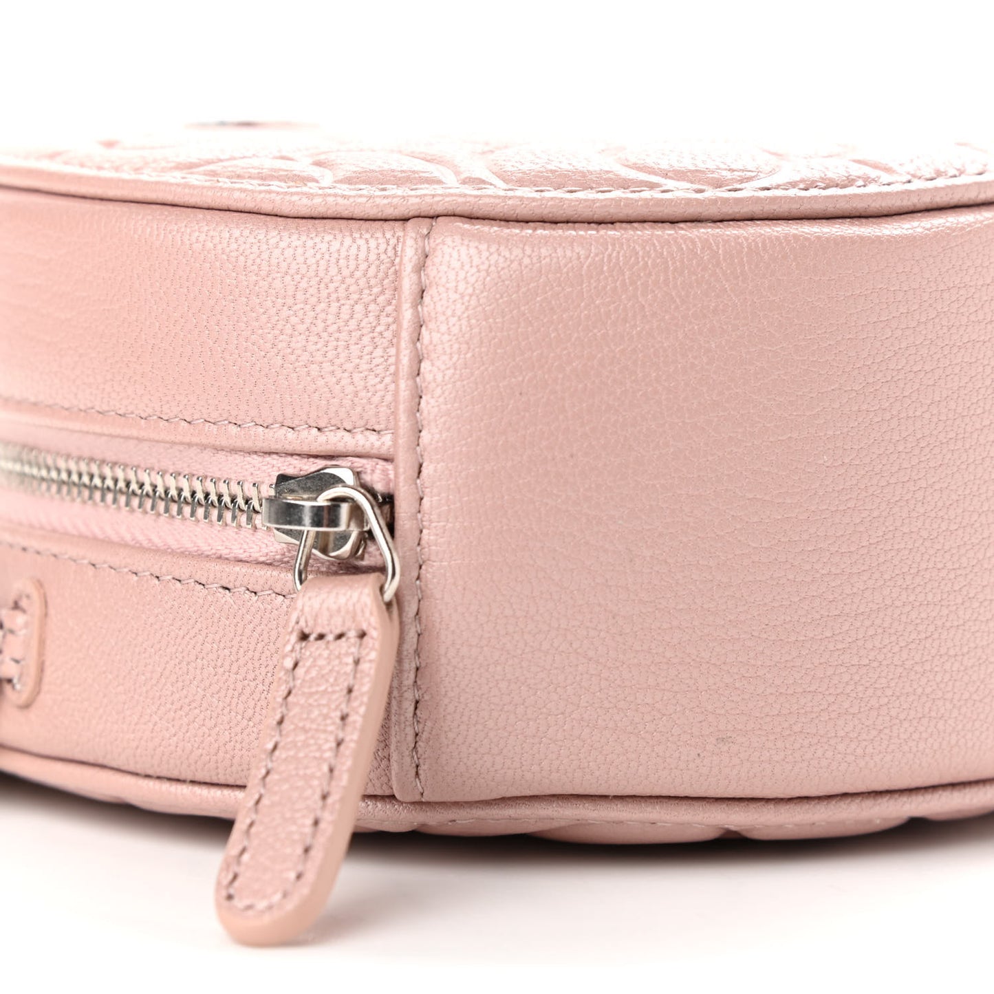 Goatskin Camellia Quilted Round Clutch With Chain Light Pink