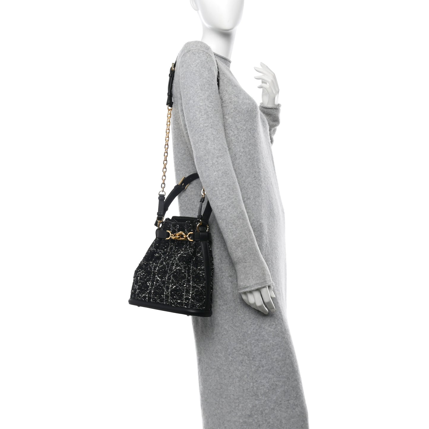 Calfskin Tweed Cannage Medium C'est Chain Bucket Bag Black White