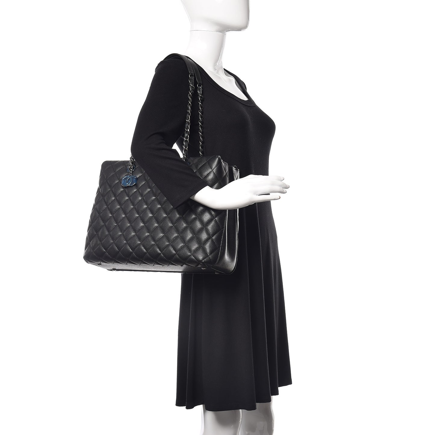 Caviar Quilted City Shopping Tote Black