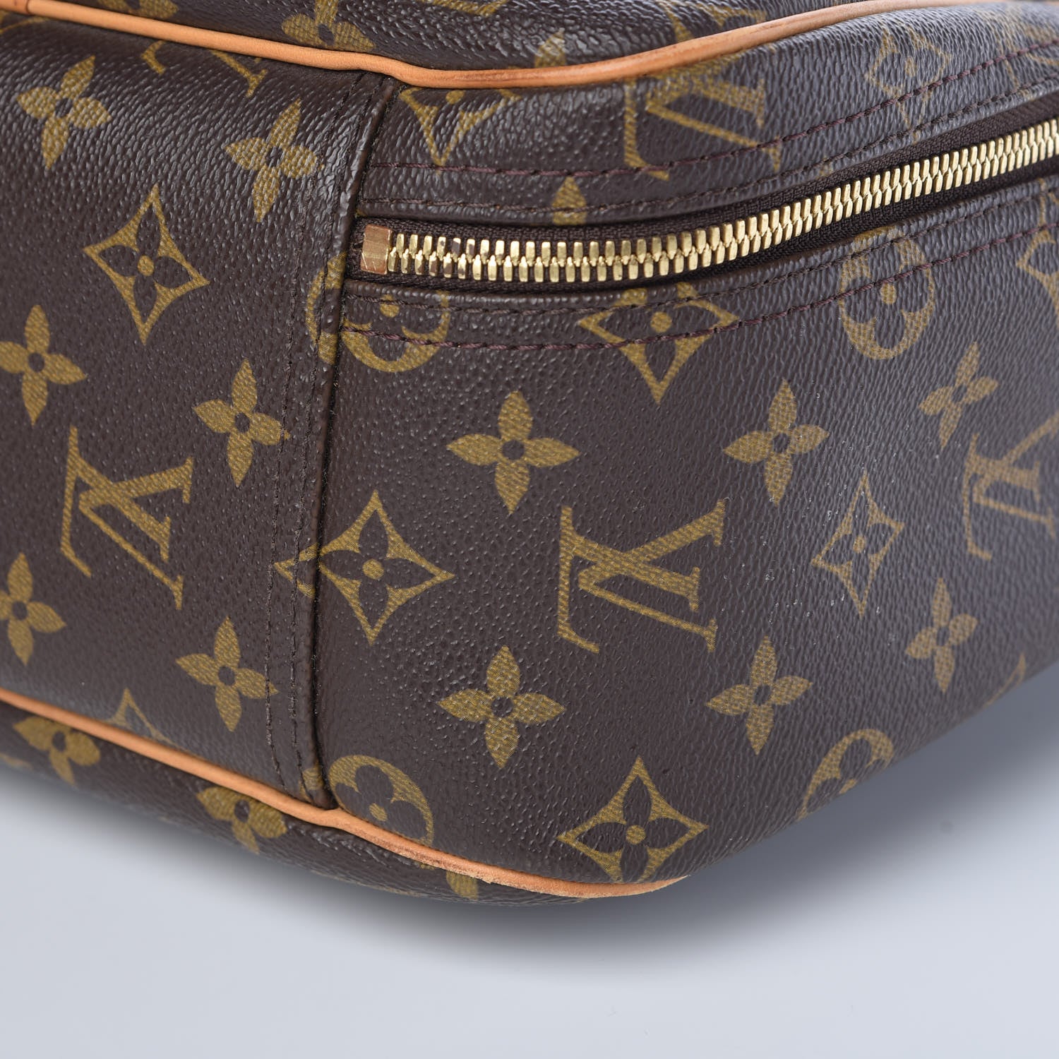 Louis Vuitton Monogram Excursion Shoe Bag 15 of 15