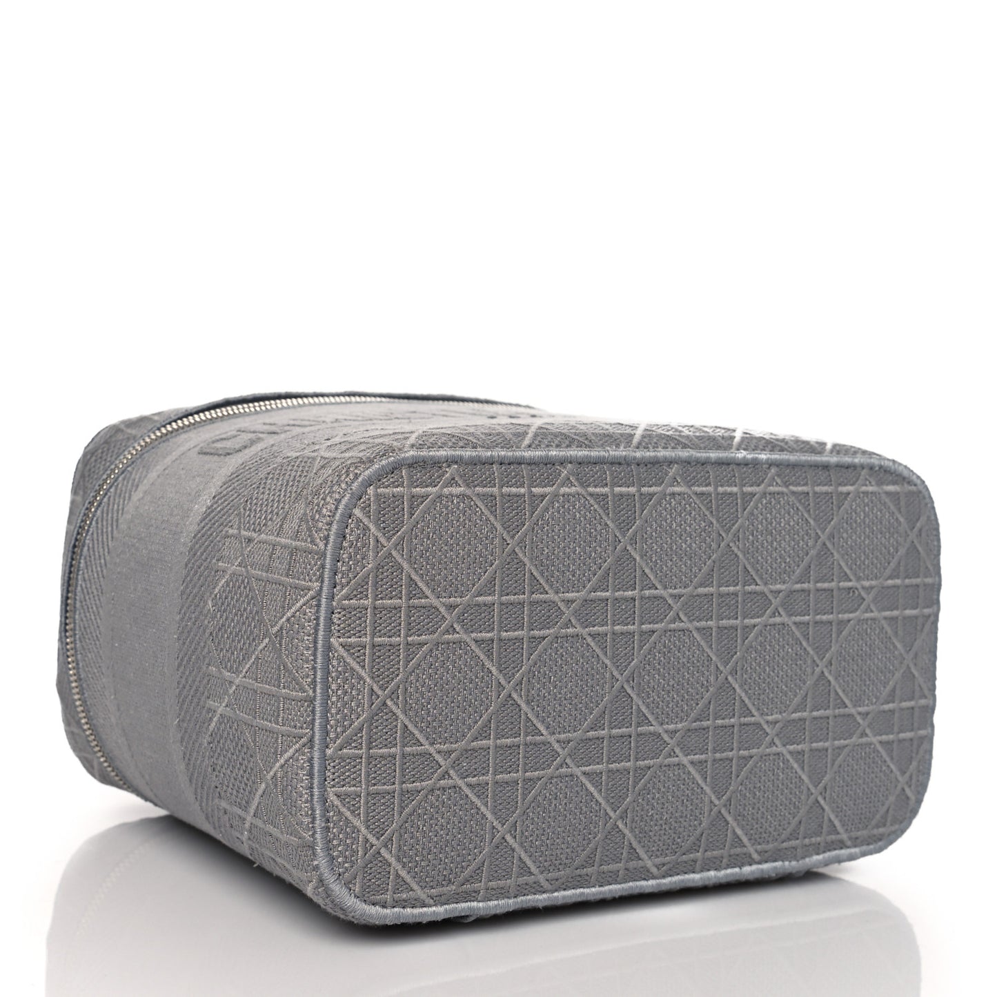 Canvas Embroidered Cannage Diortravel Vanity Case Grey