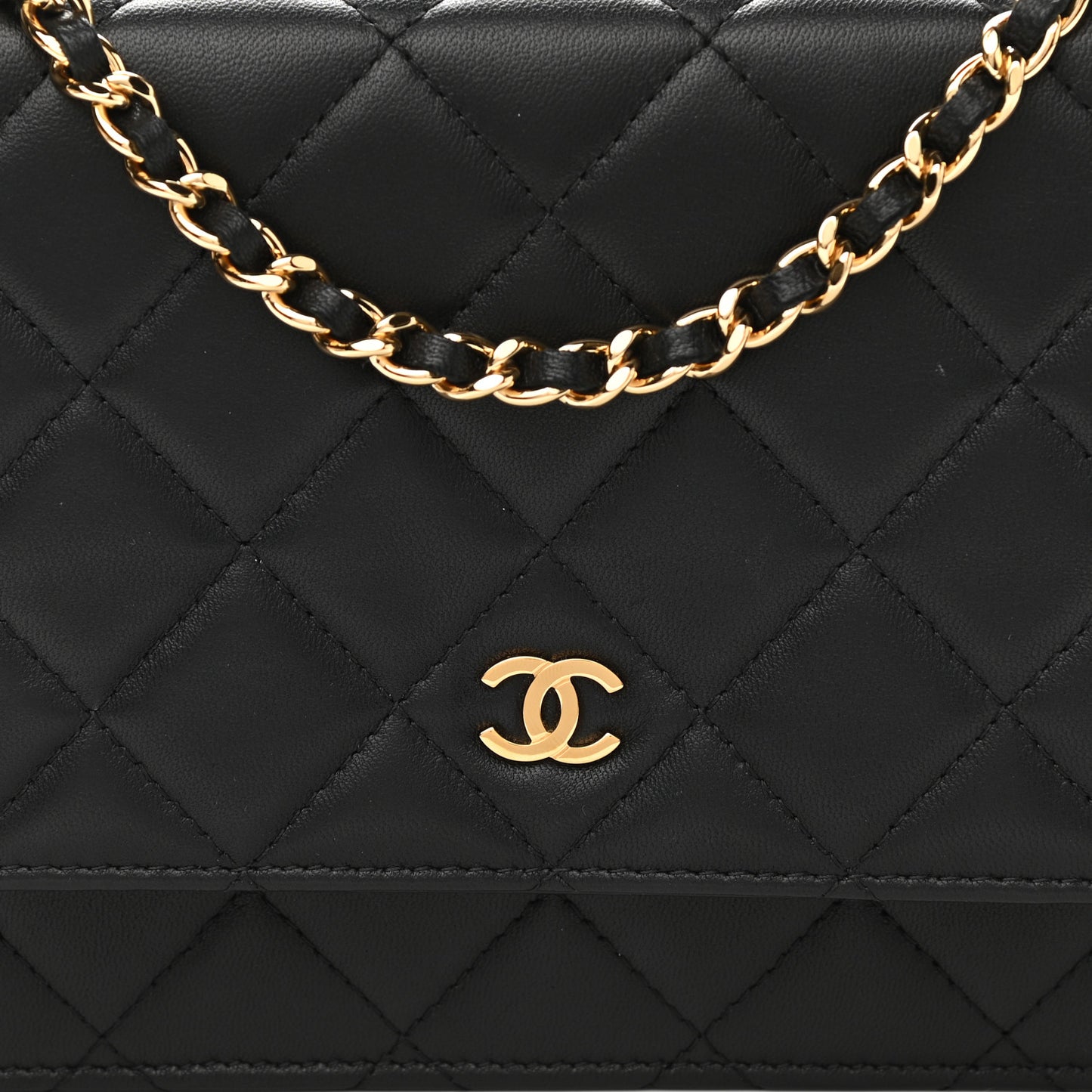 Lambskin Quilted Wallet On Chain WOC Black