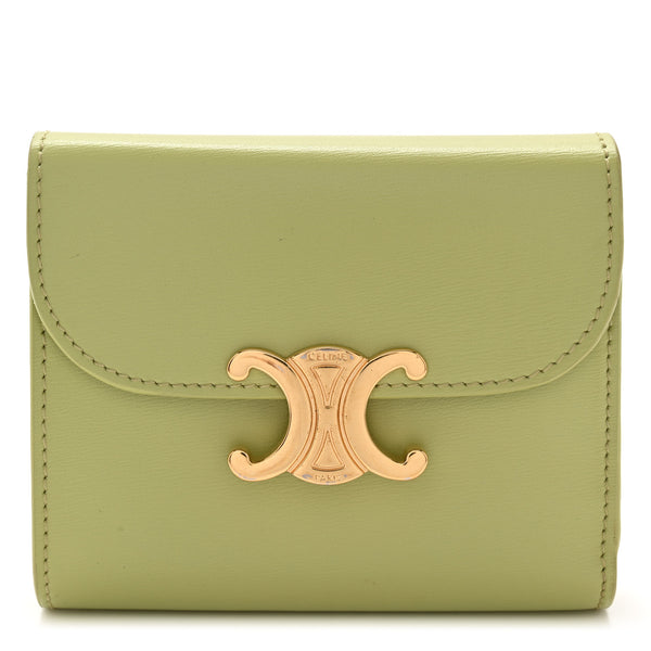 CELINE♡トリトンフ　ケース　ライトグリーン Celine Shiny Calfskin Small Triomphe Wallet Light Jade 1834948