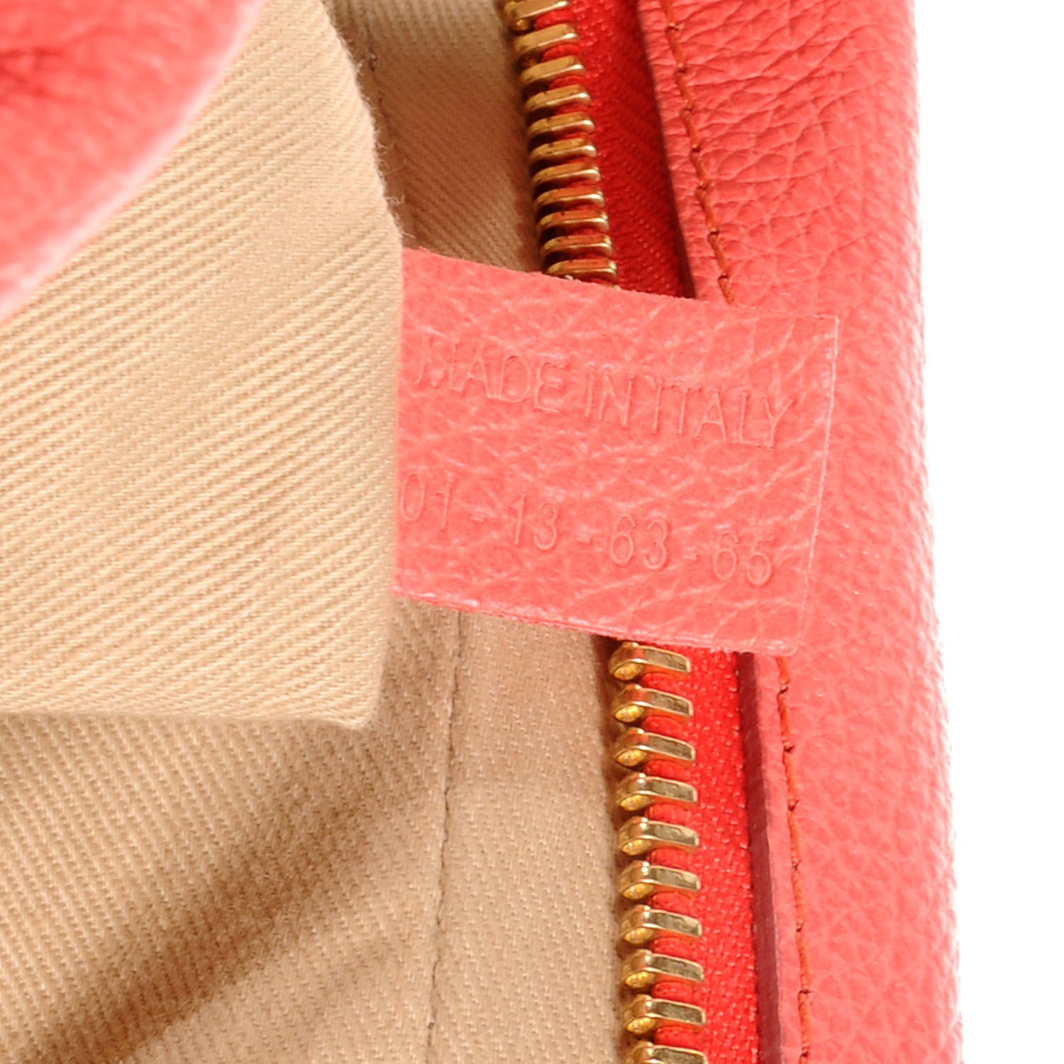 Chloe Calfskin Medium Paraty Coral 10 of 15