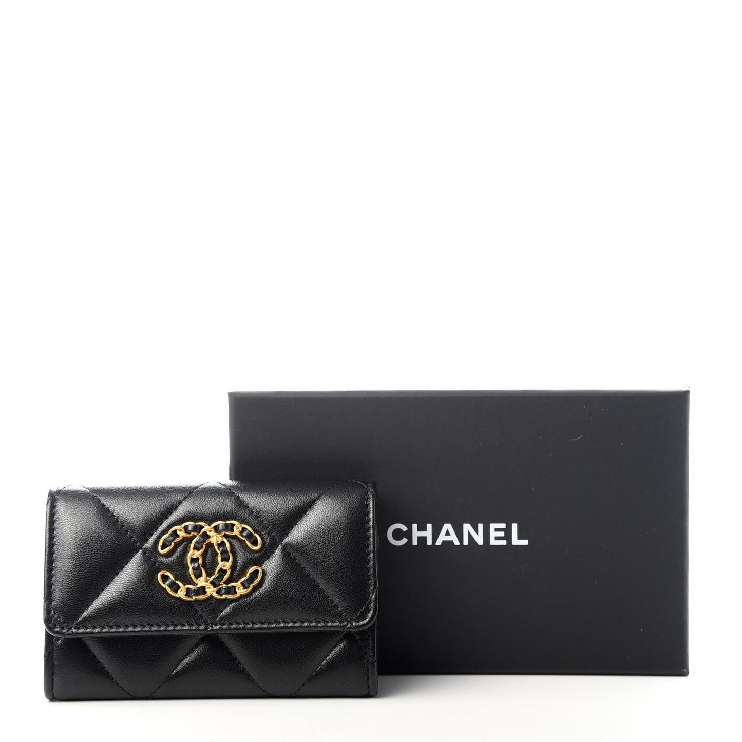 Shiny Goatskin Quilted 19 Flap Card Holder Black