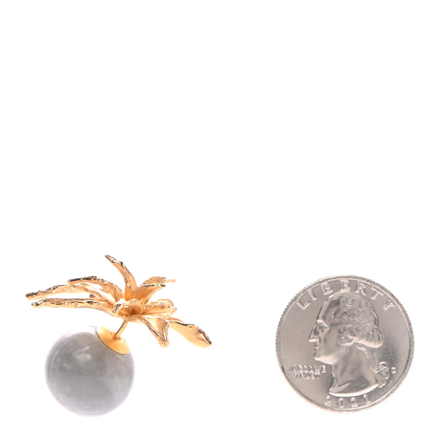 Pearl Tribal Flower Earring Grey
