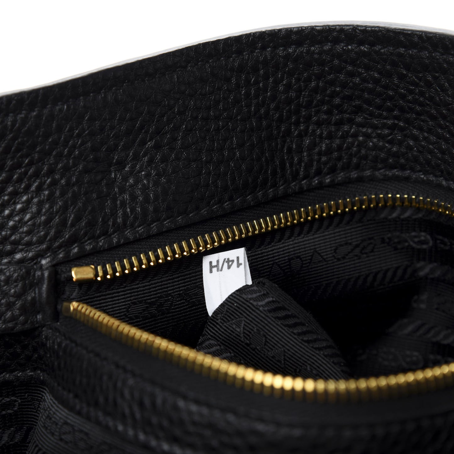 Vitello Daino Shopping Tote Black