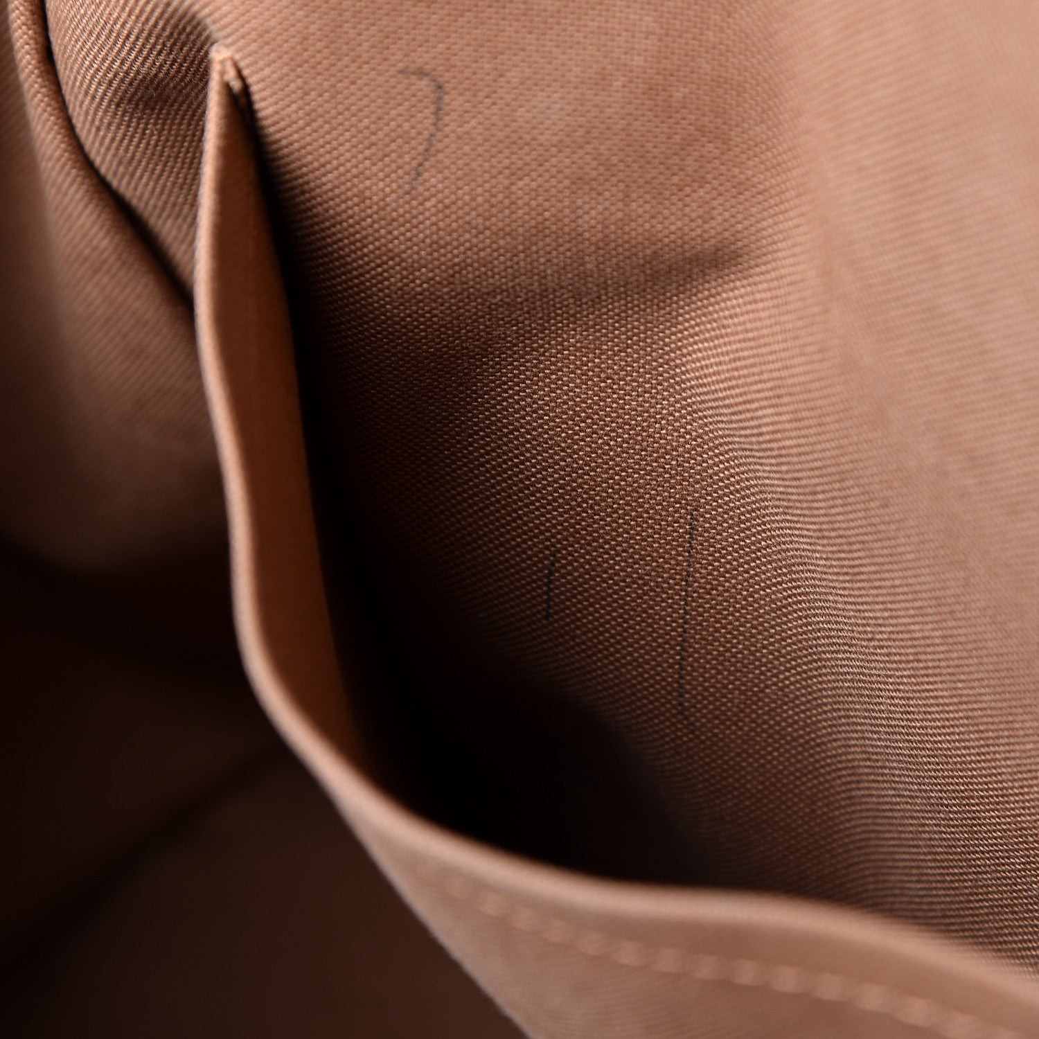 Louis Vuitton Monogram Tivoli GM 7 of 10