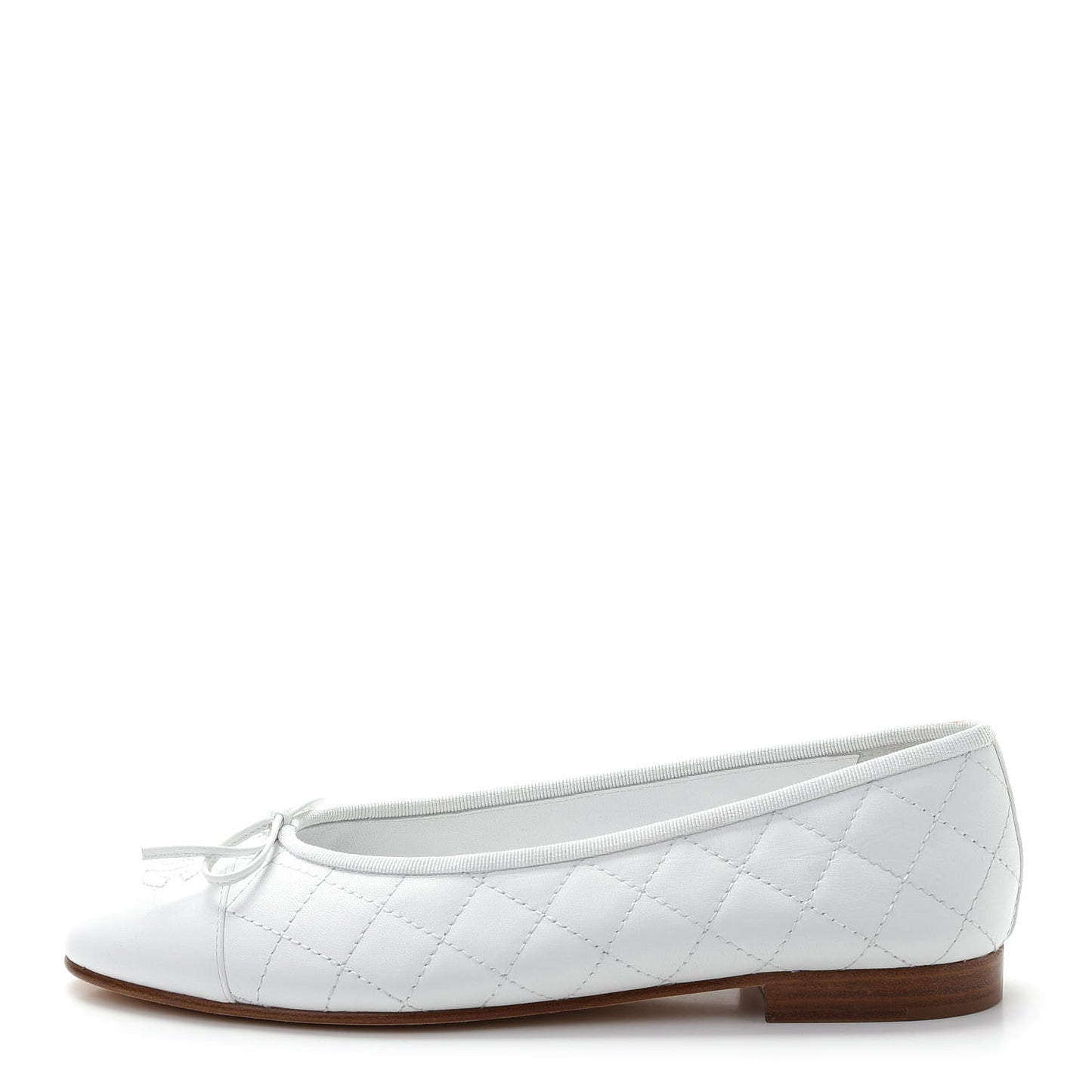 Lambskin Quilted Cap Toe Ballerina Flats 40 White