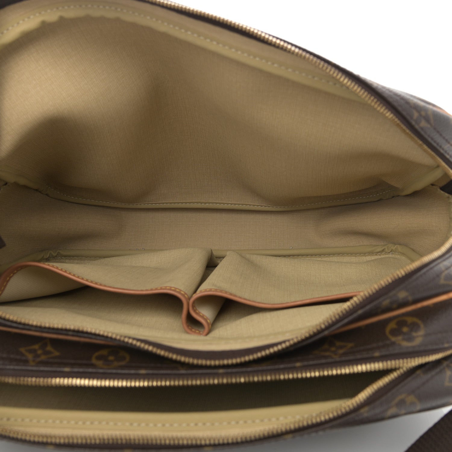 Louis Vuitton Monogram Reporter GM 4 of 9