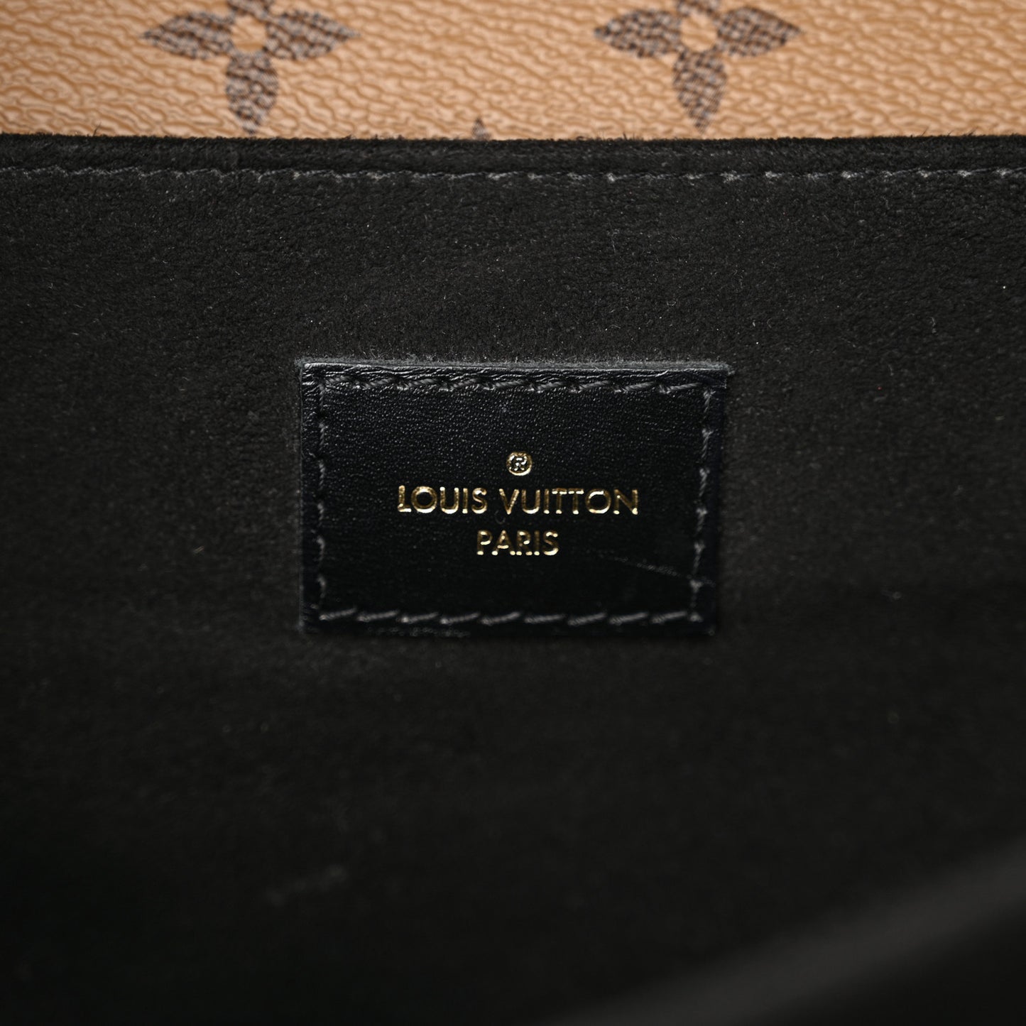 Reverse Monogram Pochette Metis