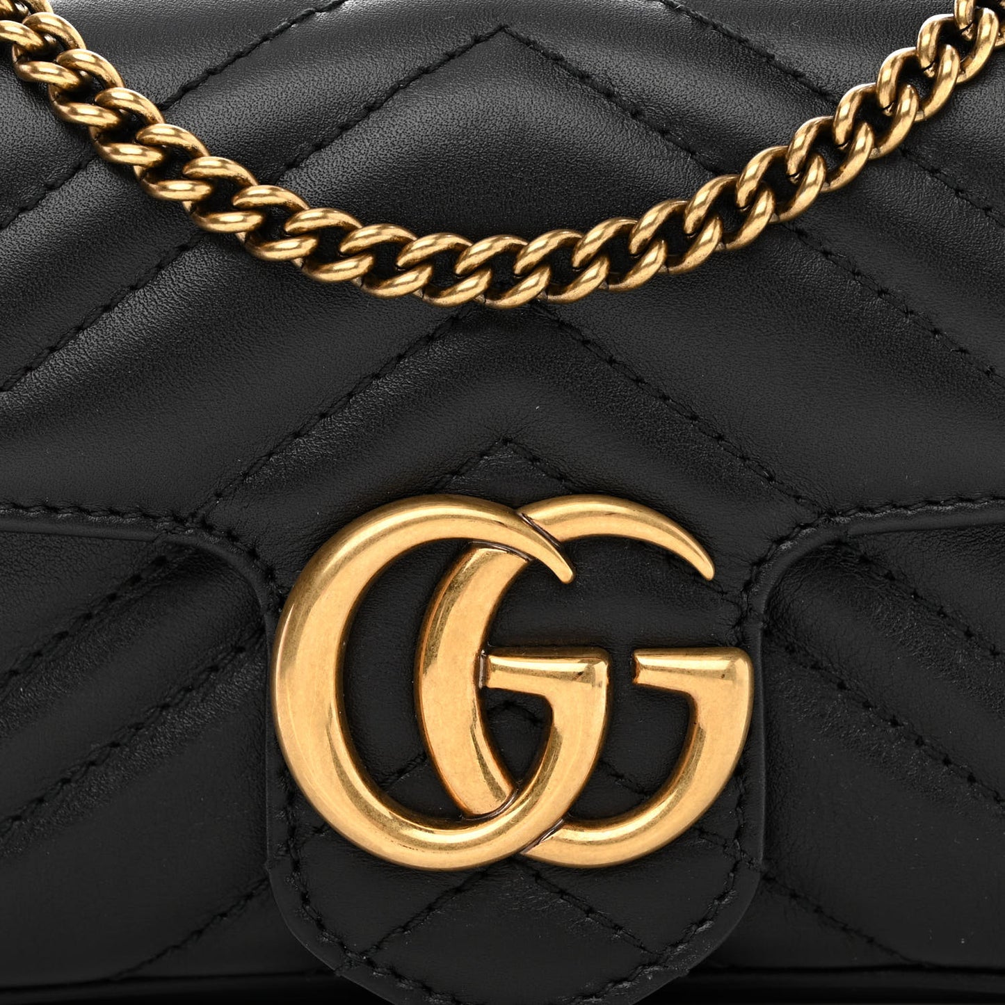 Calfskin Matelasse Super Mini GG Marmont Shoulder Bag Black