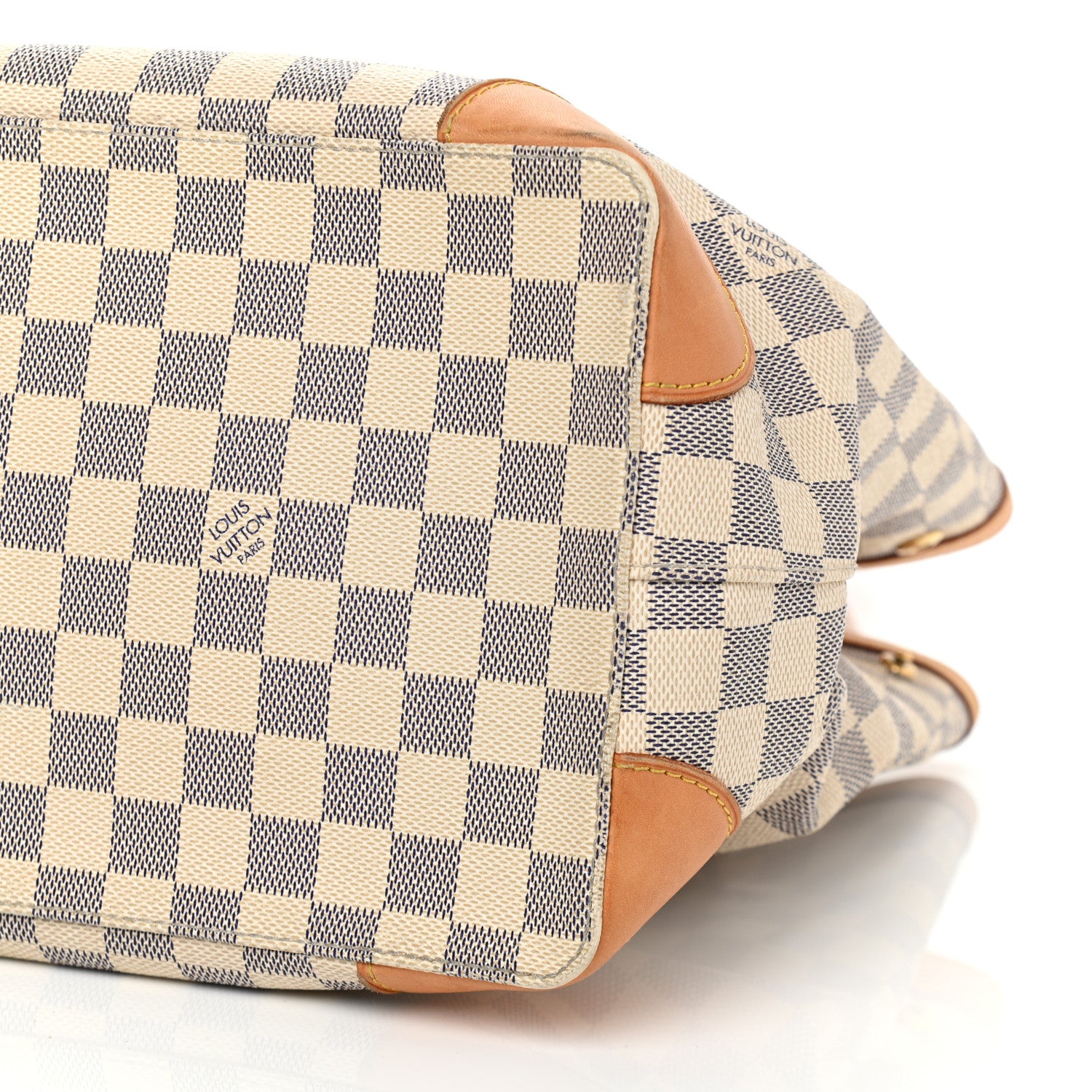Louis Vuitton Damier Azur Hampstead MM 9 of 14