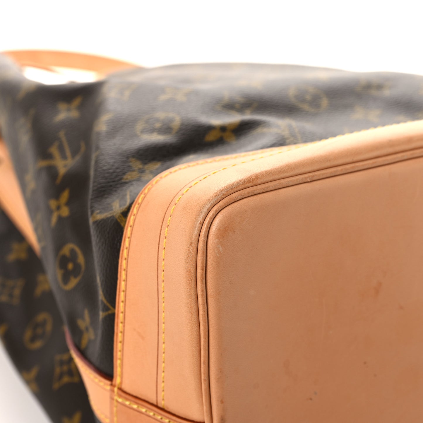 Monogram Noe