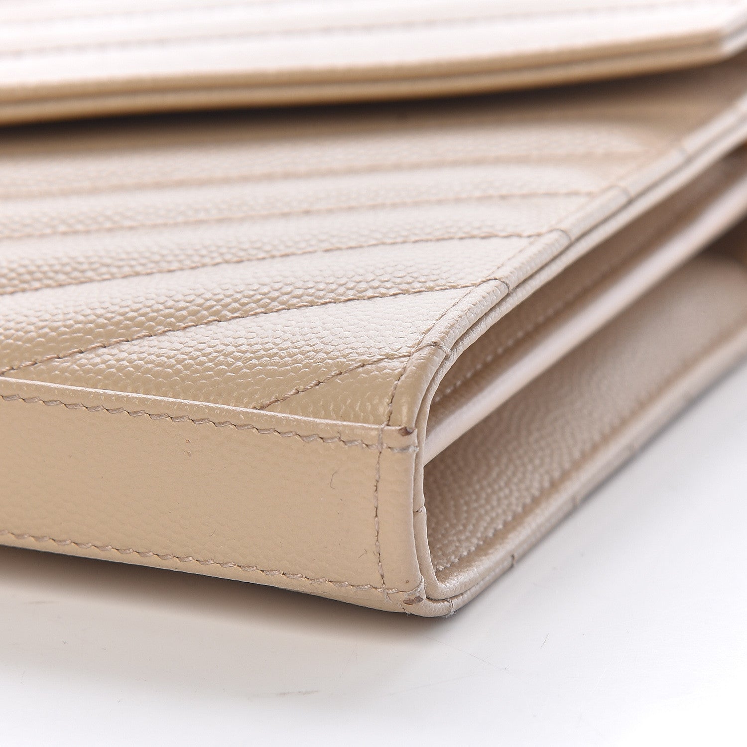 Saint Laurent Grain De Poudre Matelasse Chevron Monogram Chain Wallet Nude Powder 10 of 11