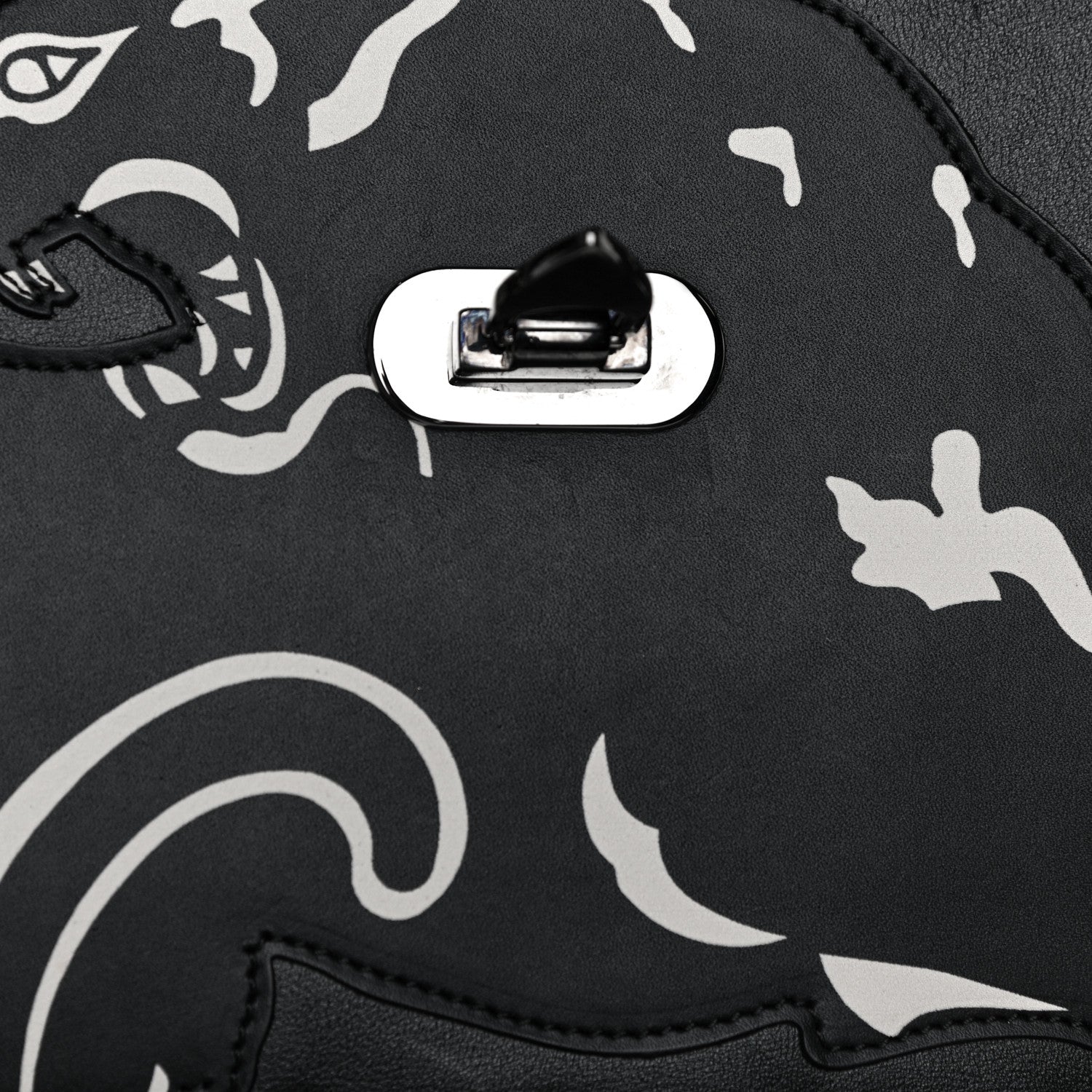 Valentino Garavani Calfskin Panther Medium Guitar Strap Rockstud Rolling Flap Saddle Bag Black 18 of 19