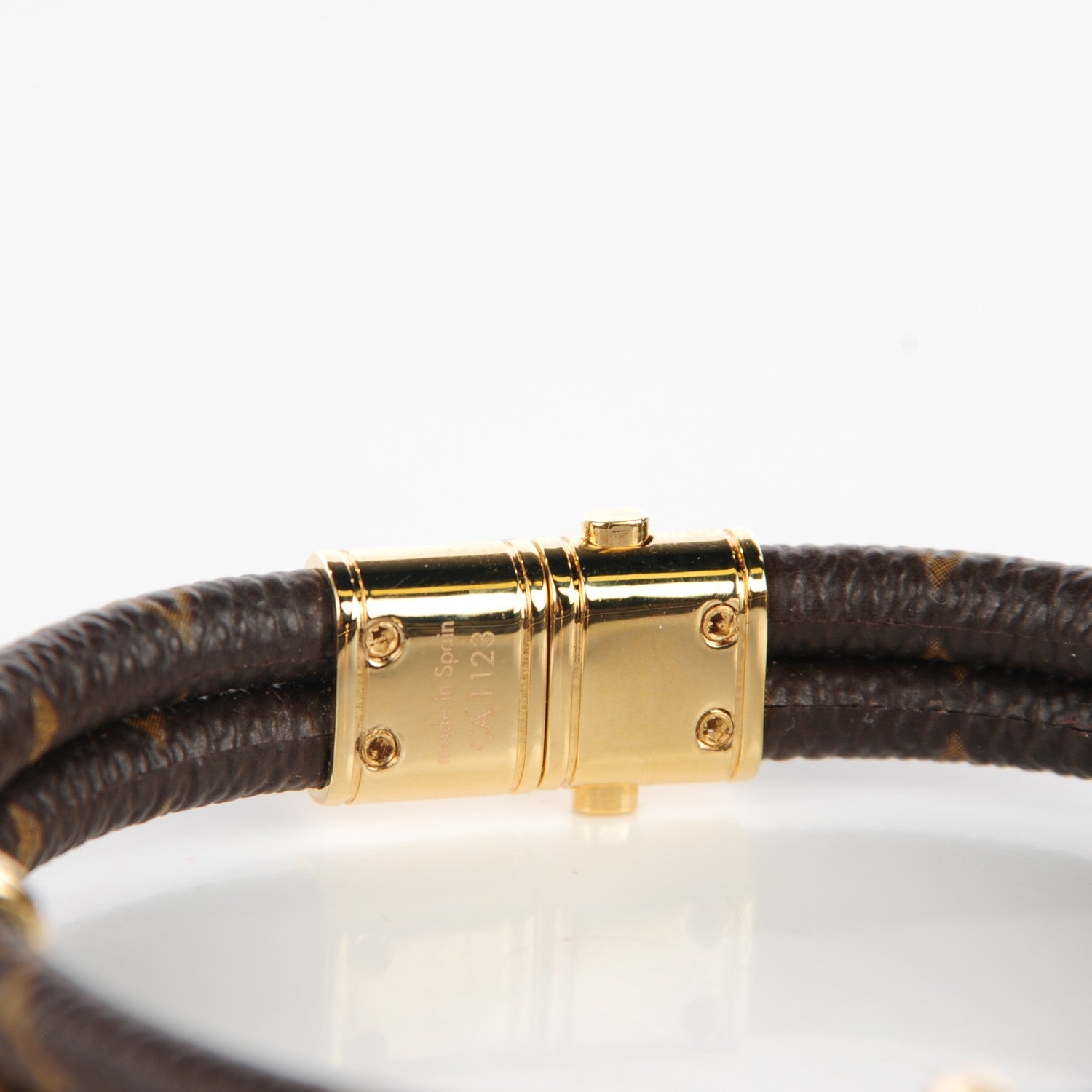 Louis Vuitton Monogram Keep It Twice Bracelet 17 5 of 7