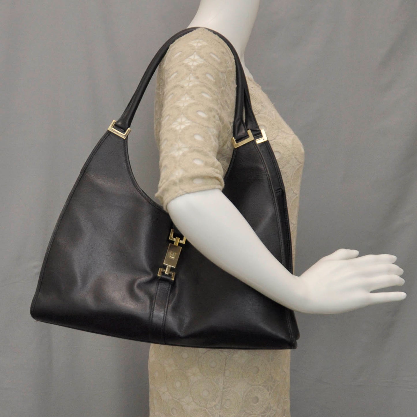 Leather Medium Bardot Black