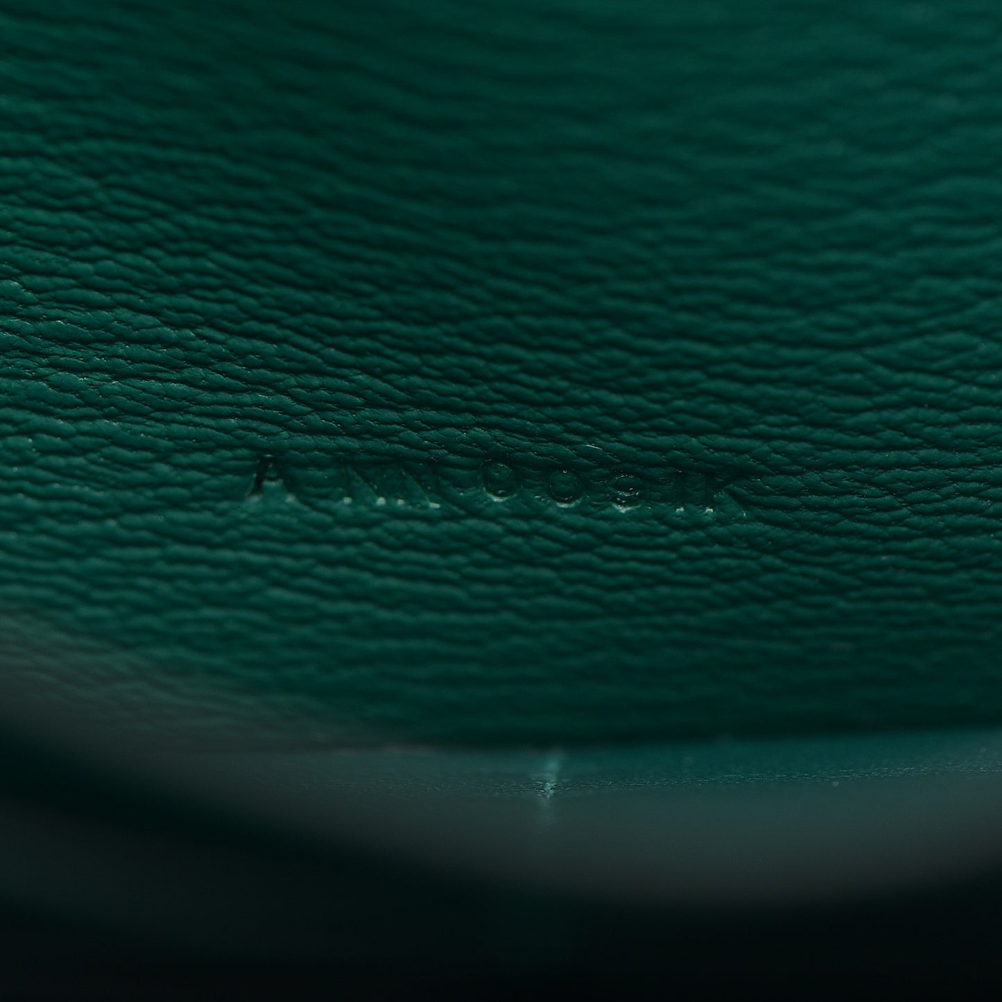 Shiny Alligator Kelly Longue Wallet Vert Emeraude