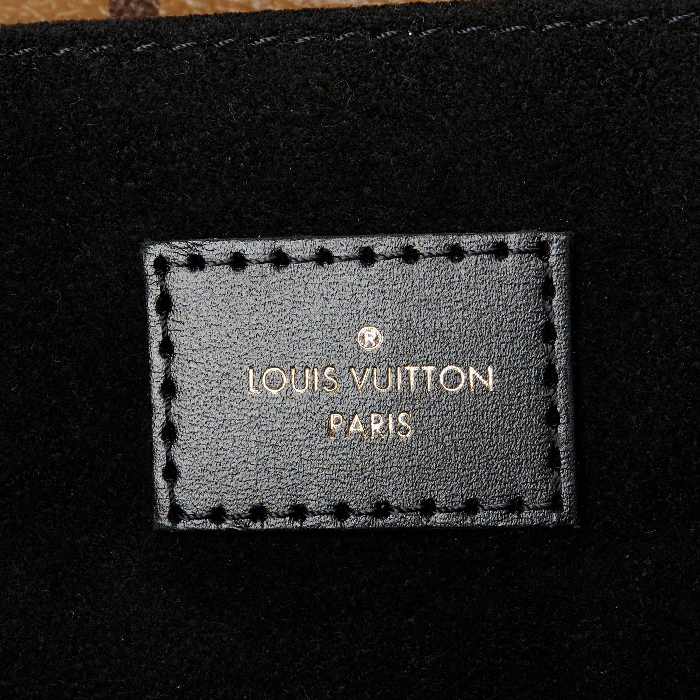 Reverse Monogram Pochette Metis