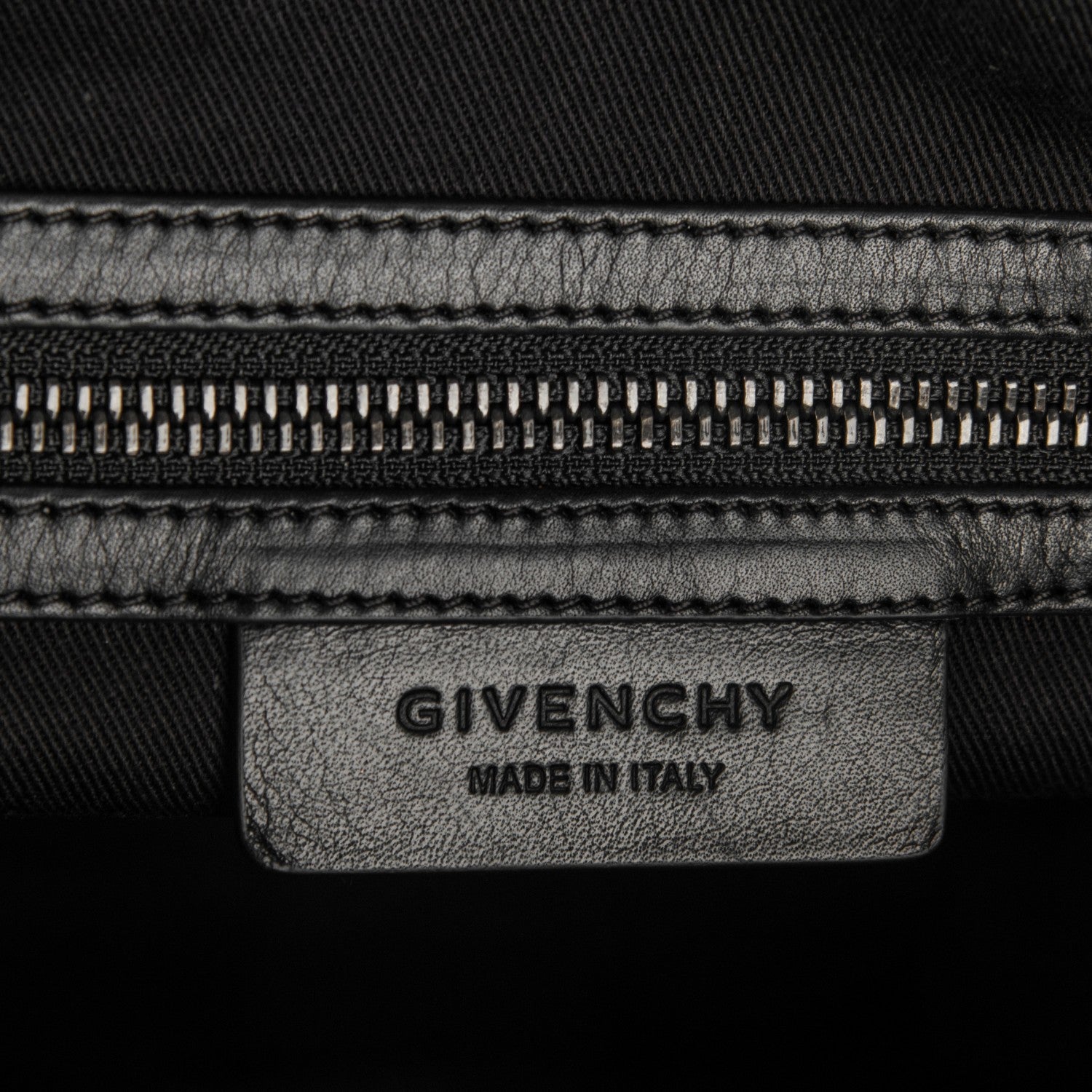 Givenchy Sugar Goatskin Small Antigona Emerald 6 of 7