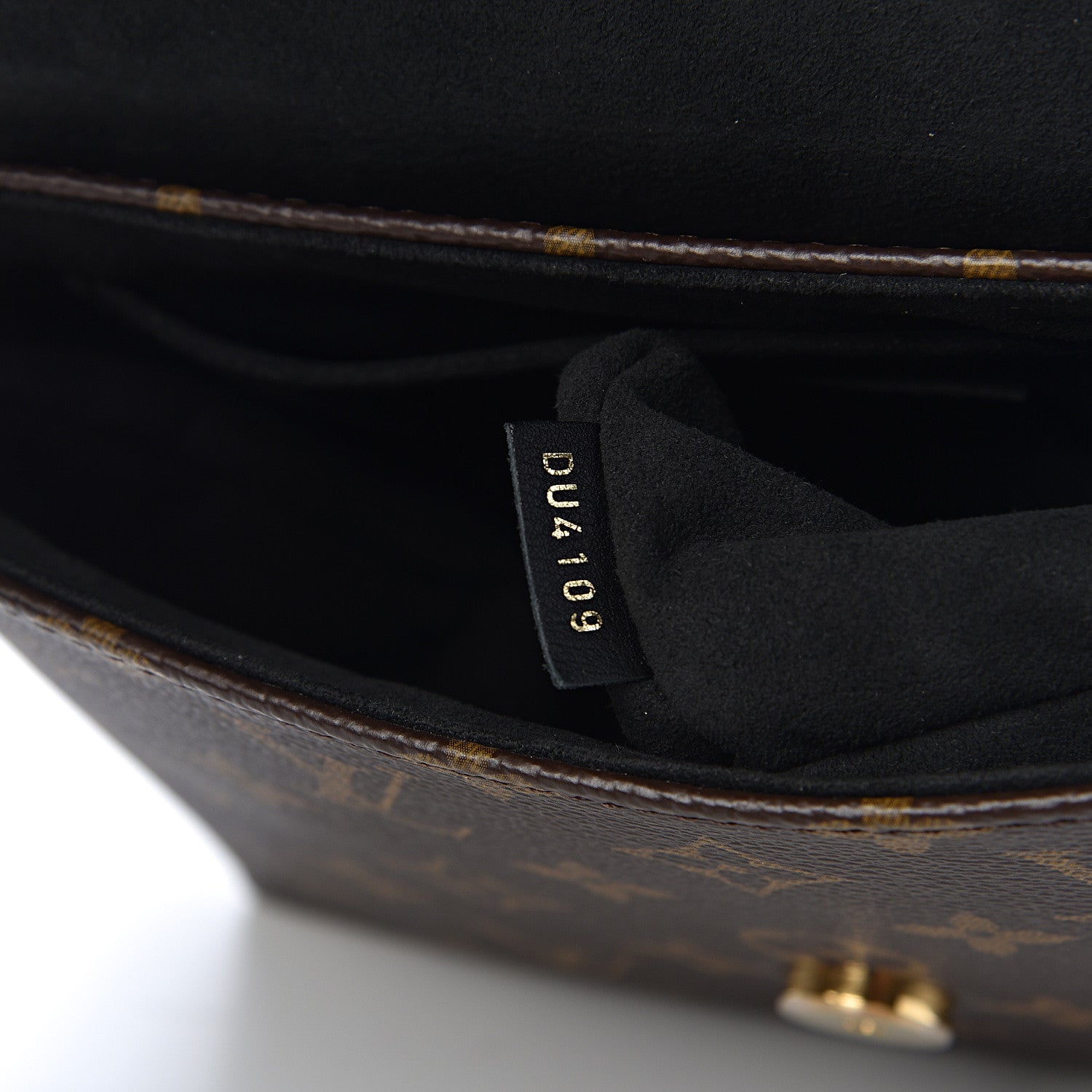 Louis Vuitton Monogram Locky BB Black 10 of 10
