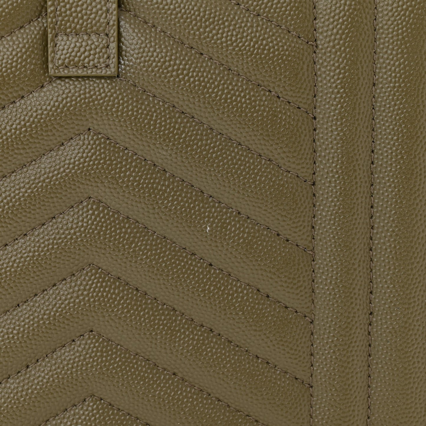 Grain De Poudre Textured Mixed Matelasse Triquilt Monogram Clutch Vert Kaki