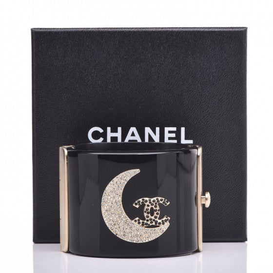 Resin Crystal Moon CC Wide Cuff Black
