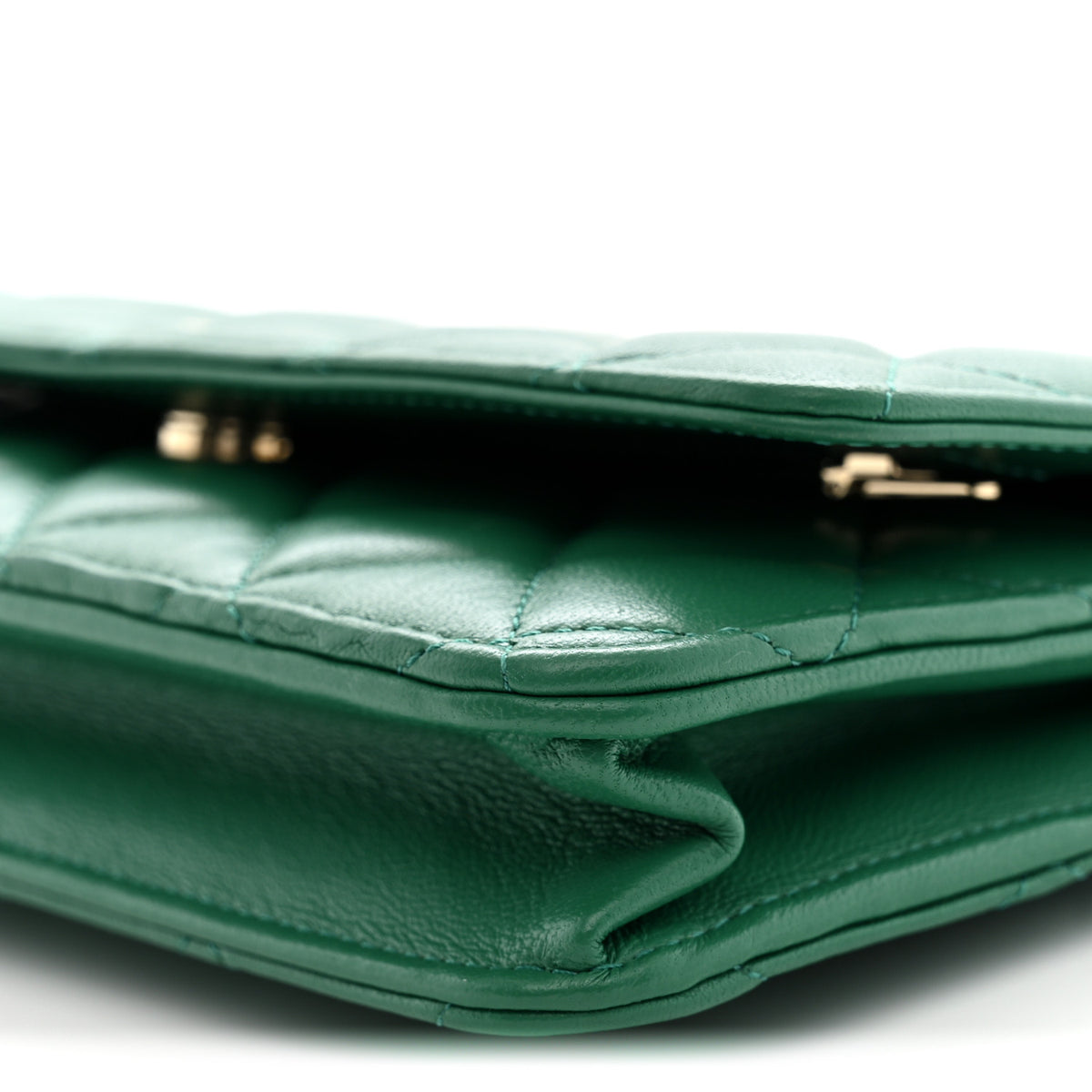 Lambskin Quilted Wallet On Chain WOC Green