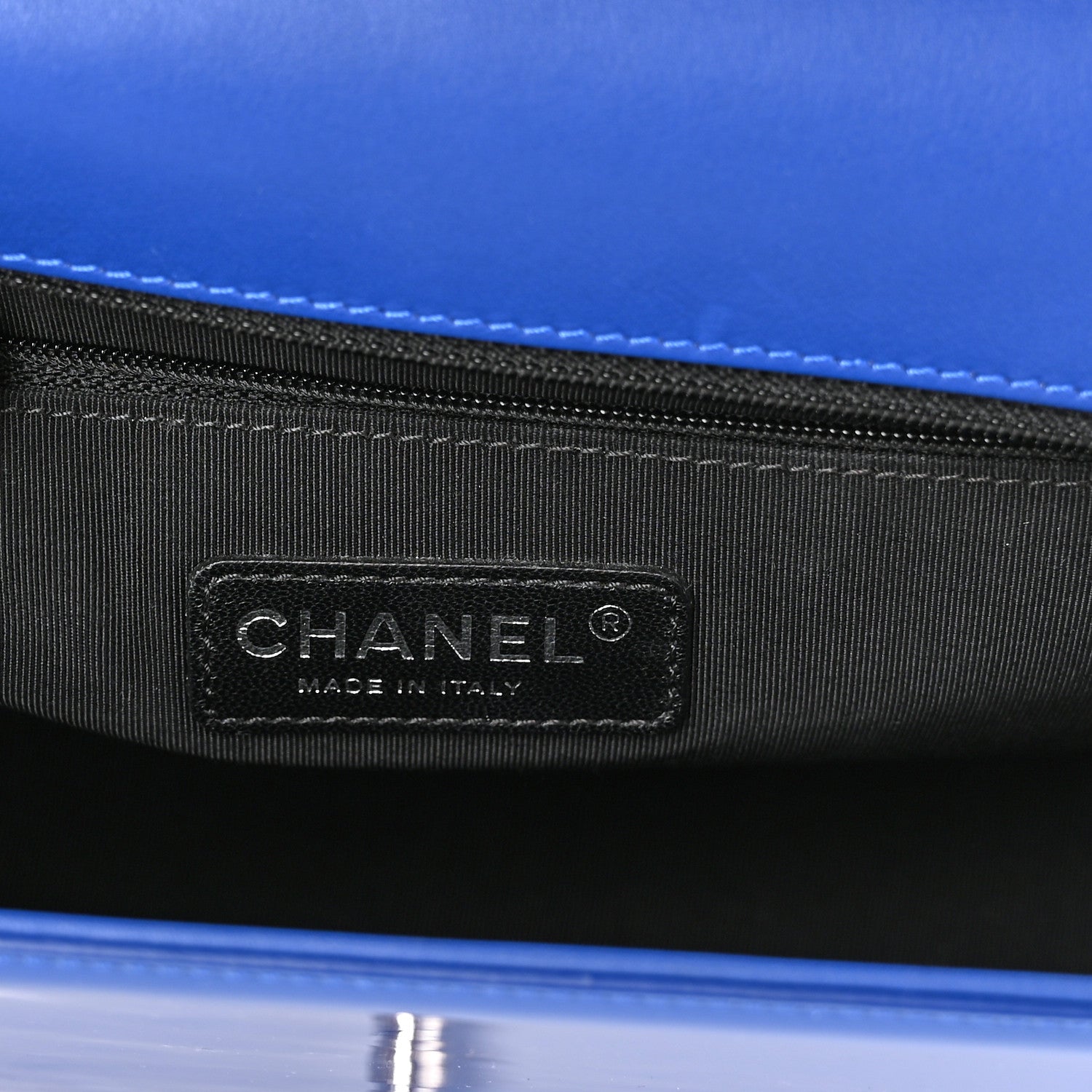 Chanel Patent Calfskin Quilted New Medium Plexiglass Boy Flap Blue 6 of 11