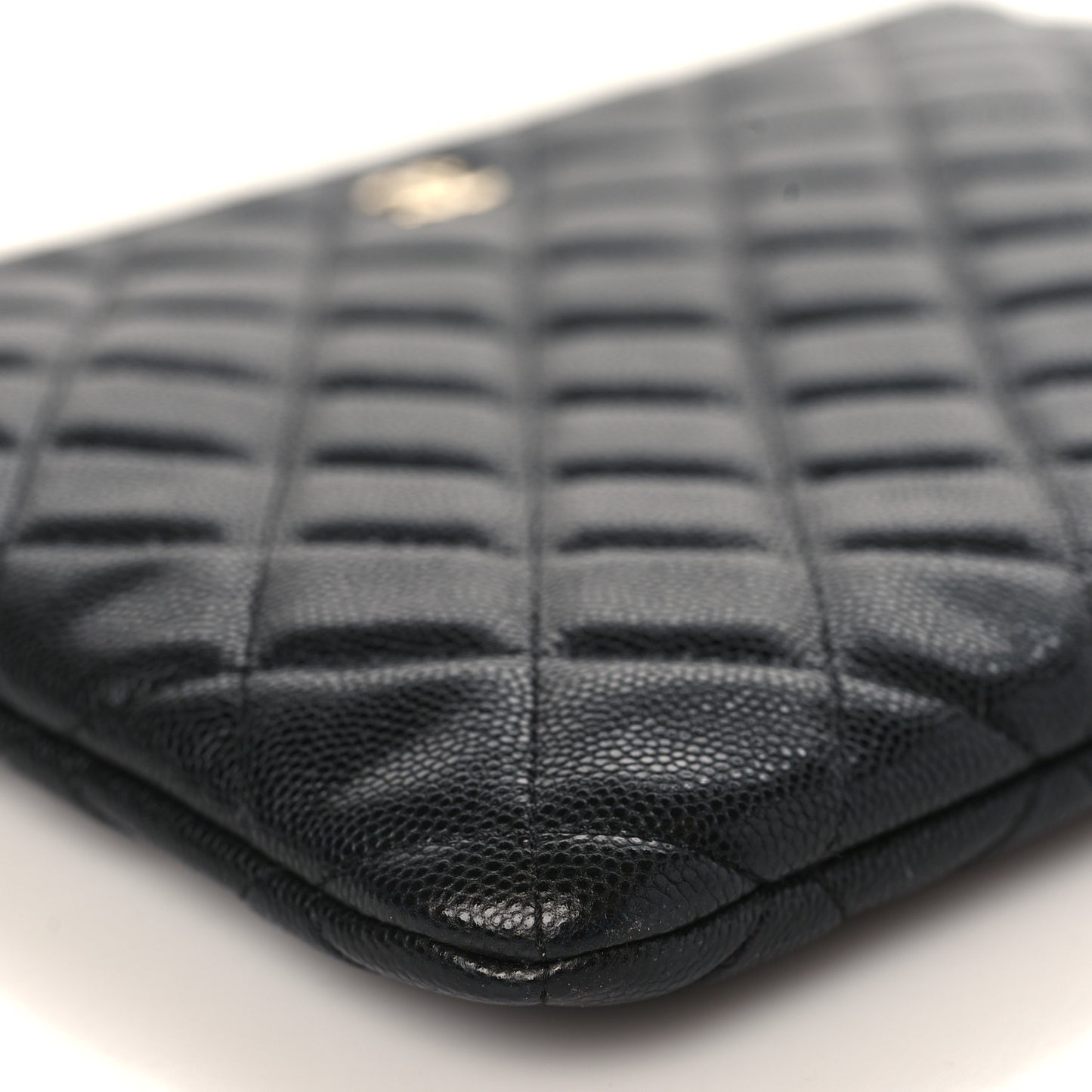 Caviar Quilted Medium Cosmetic Case Black