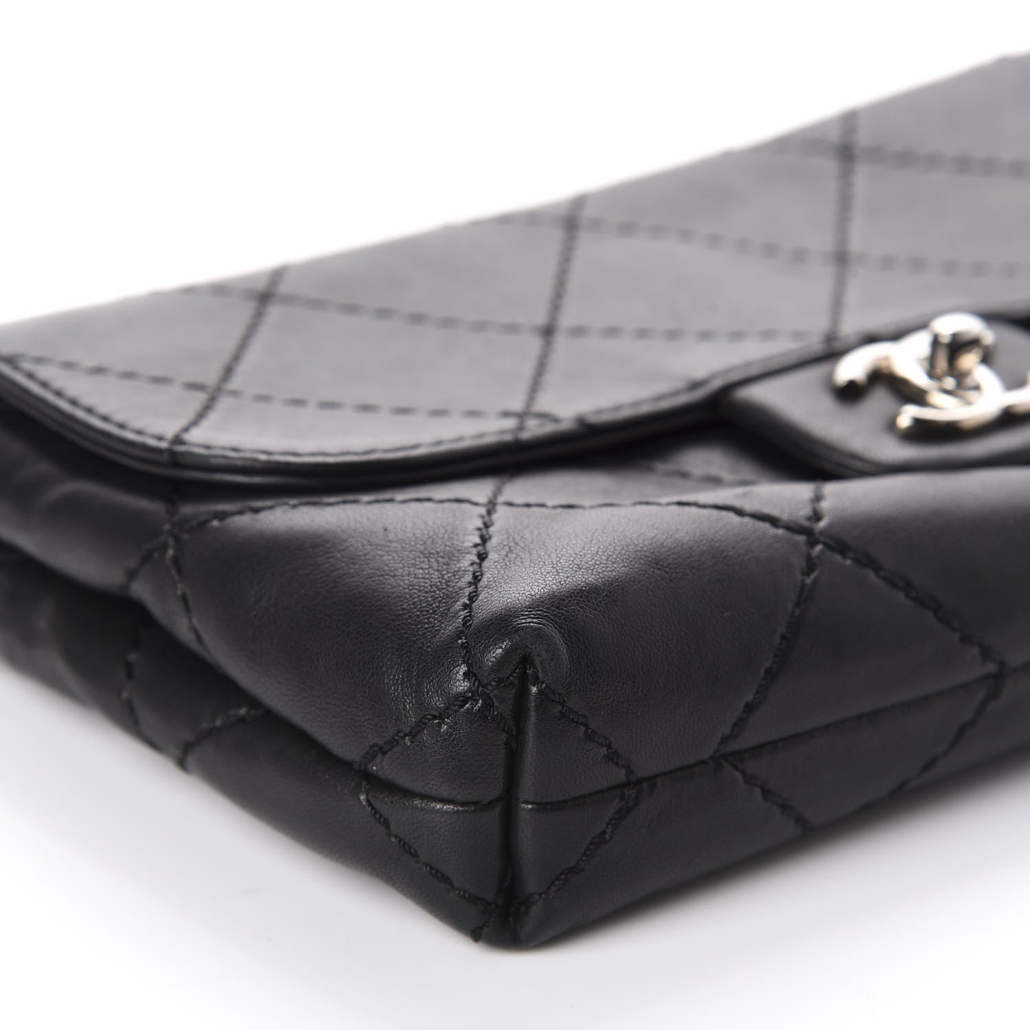 Chanel Lambskin Medium Ultimate Stitch Flap Black 7 of 12