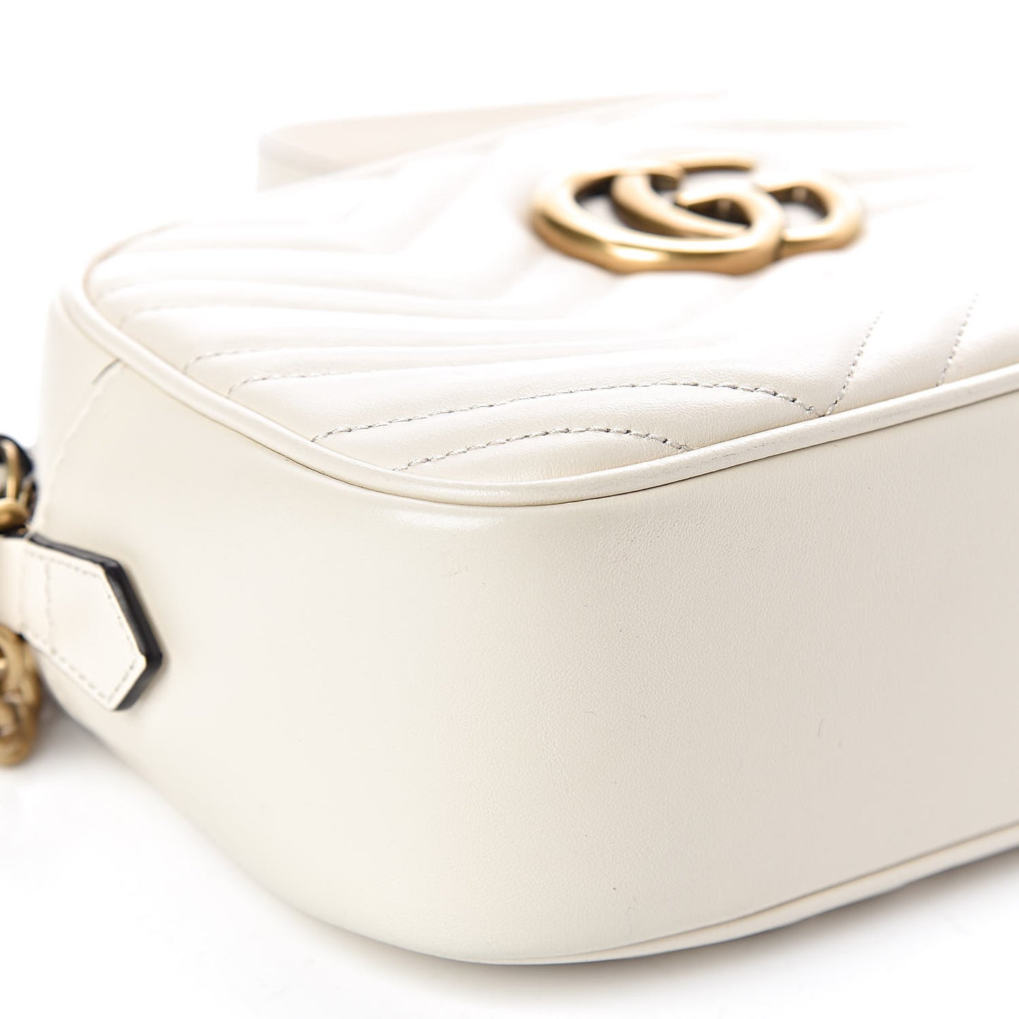 Calfskin Matelasse Small GG Marmont Chain Shoulder Bag White