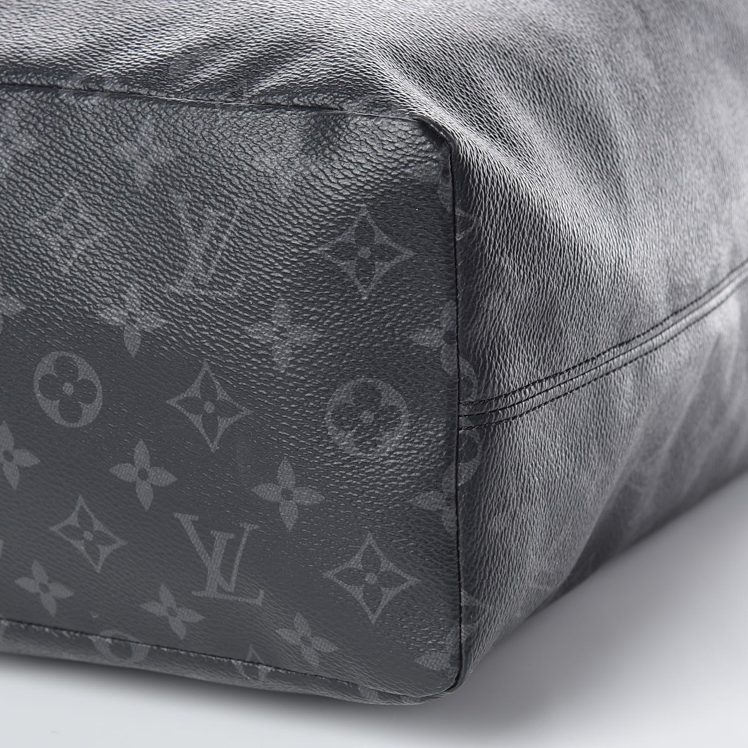 Louis Vuitton Monogram Eclipse Cabas Light 9 of 9